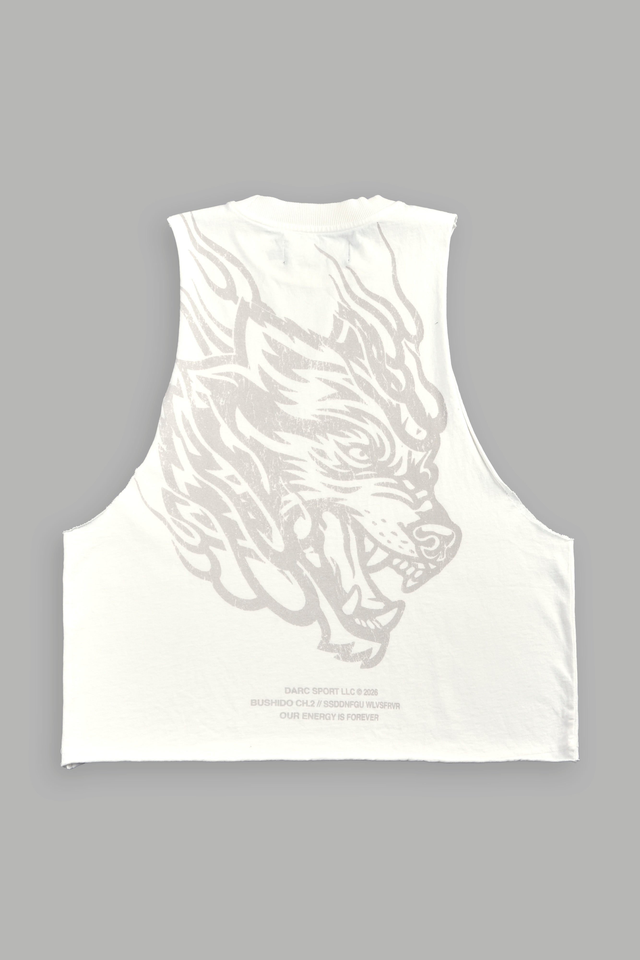 Okami Inferno Grunge Raw Hem Box Cut Tommy Muscle Tee in Cream — imagem 3
