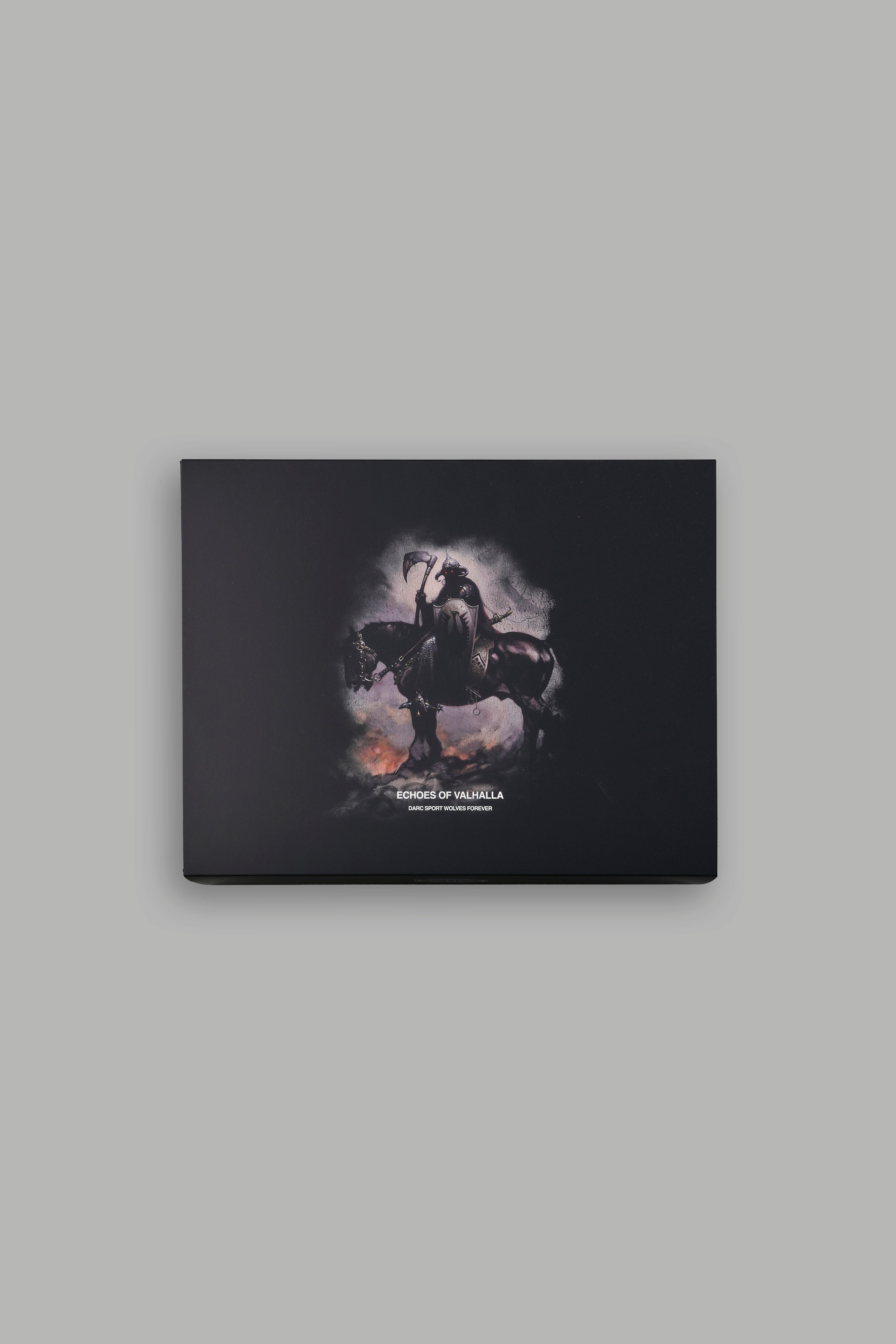 Echoes Of Valhalla "Side By Side" Tee Box Set in Black — imagem 2