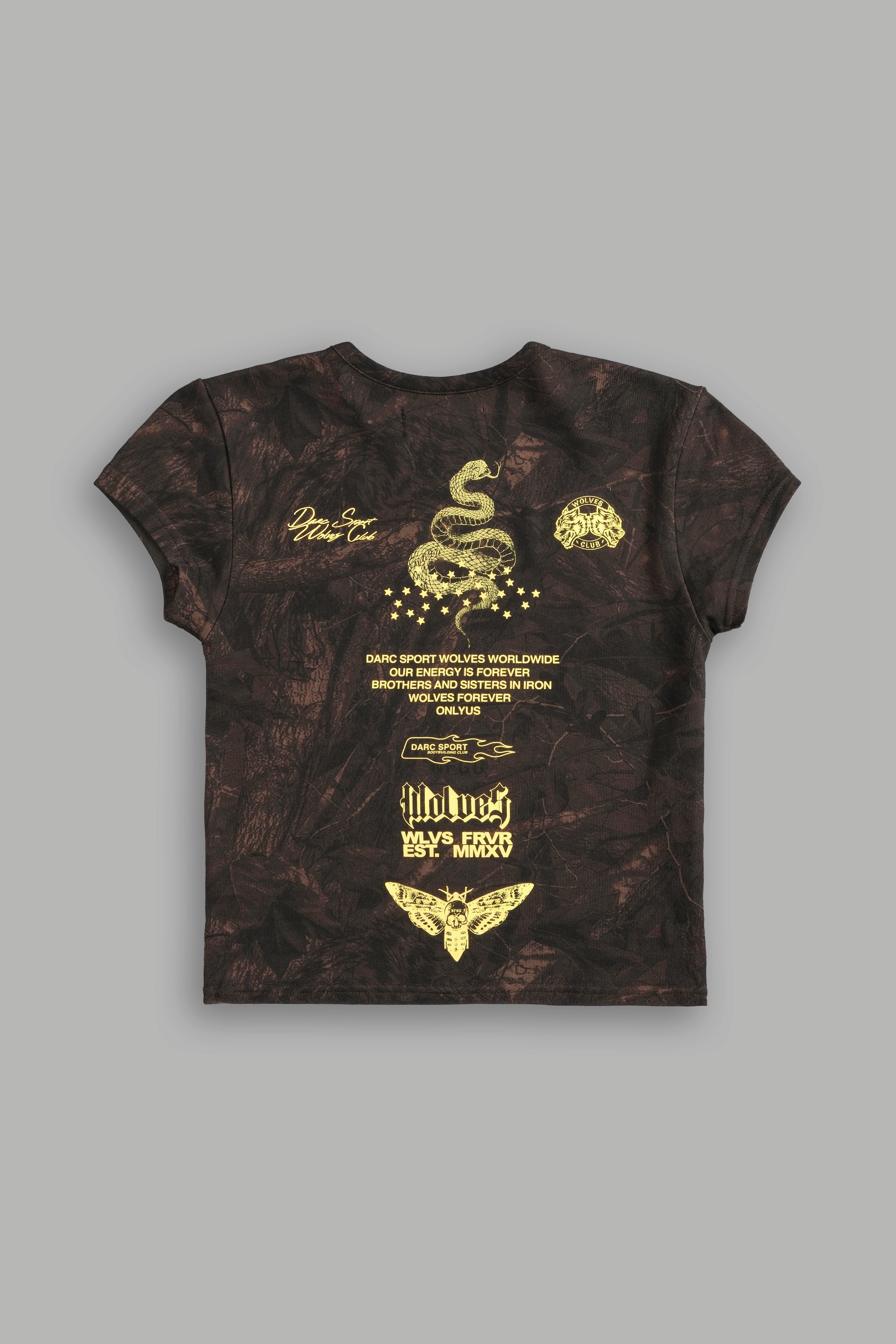 Never Back Down "Baby" Tee in Brown Driftwood Forest Camo — imagem 4