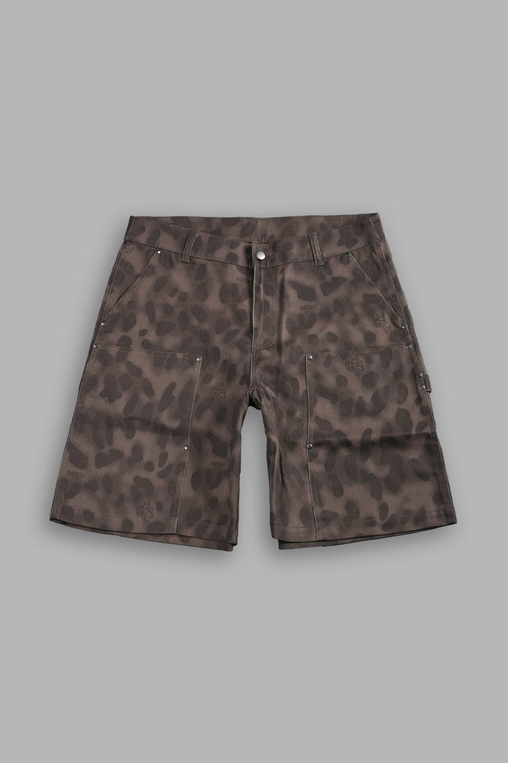 Wolf Chopper Oversized Clark Utility Shorts in Celeritas Morte — imagem 1