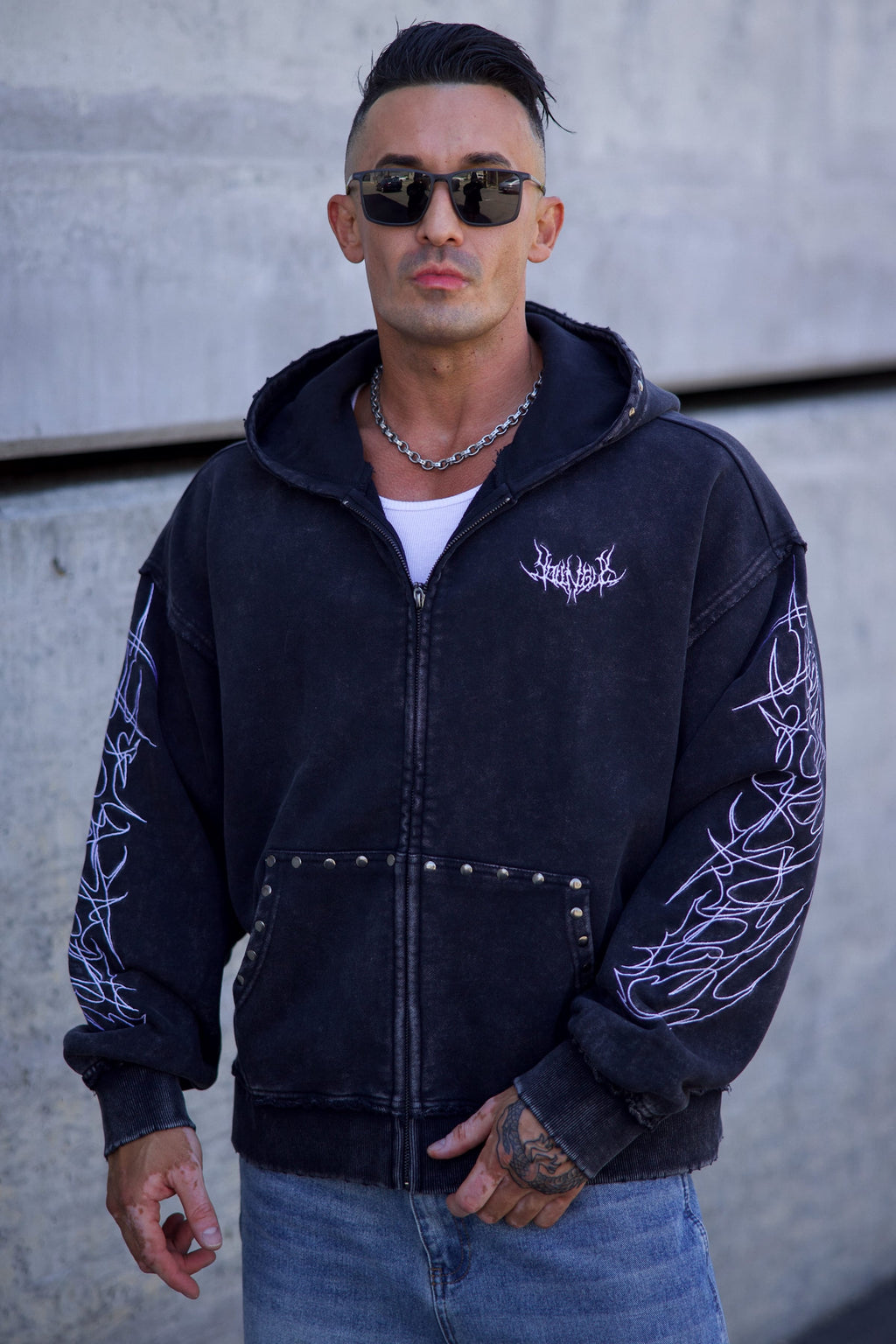 5232 - Tribal Stud Zip-Ups — imagem 3