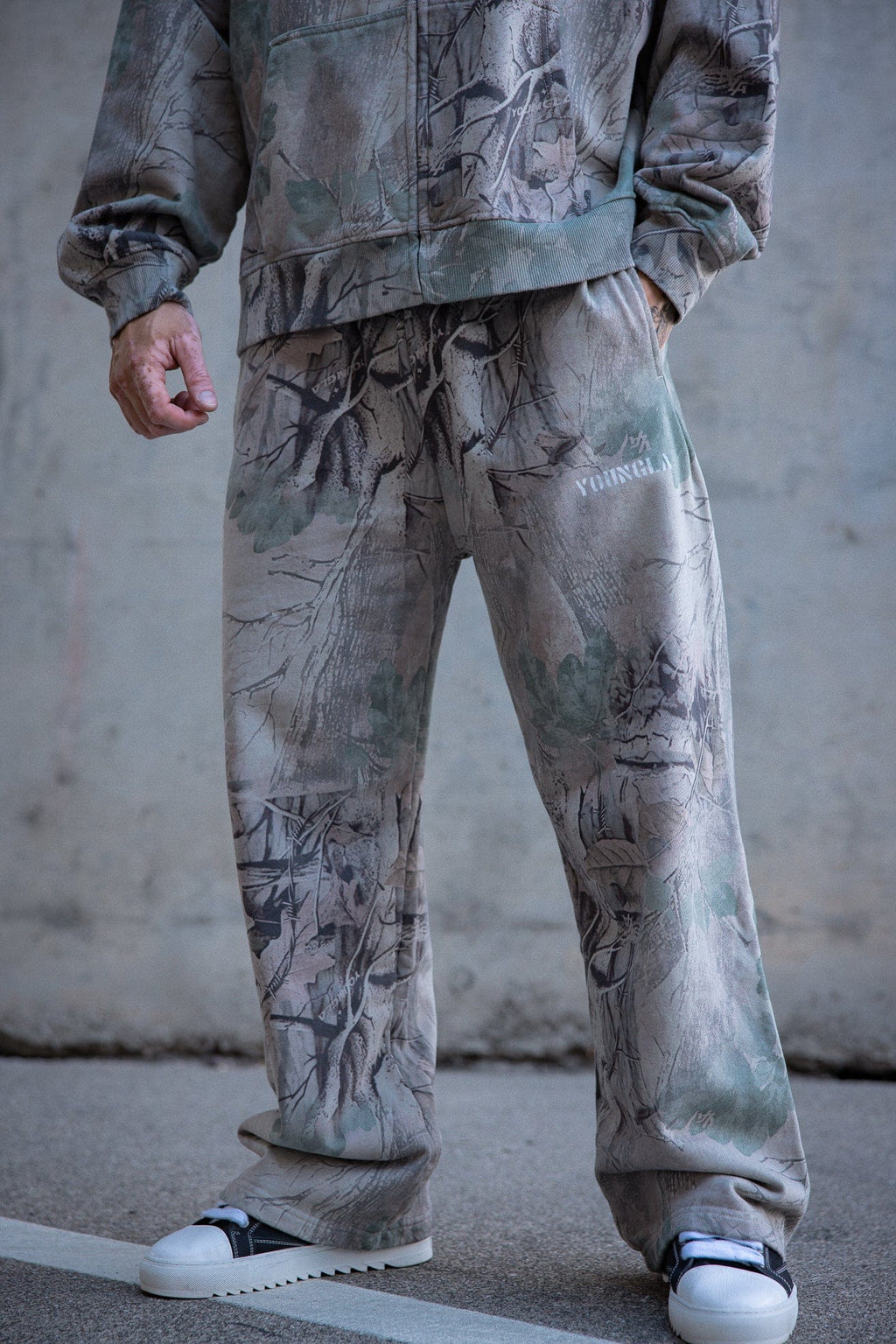 2094 - Tree Camo Collection - No Cuff Sweats — imagem 4