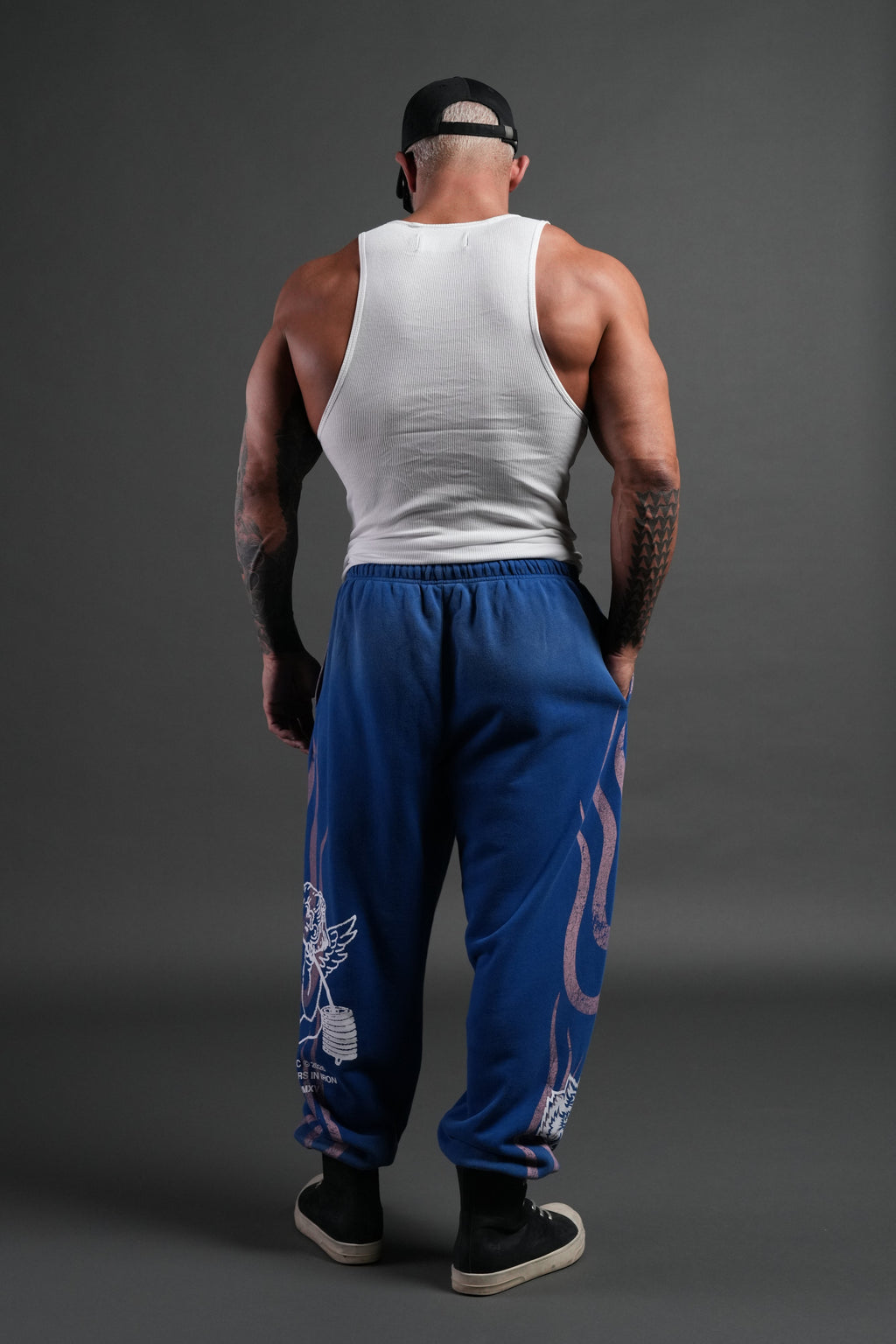 Powerhouse of the Cherub Unisex Lightweight Lounger Sweat Pants in Darc Cobalt Drift Wash — imagem 7