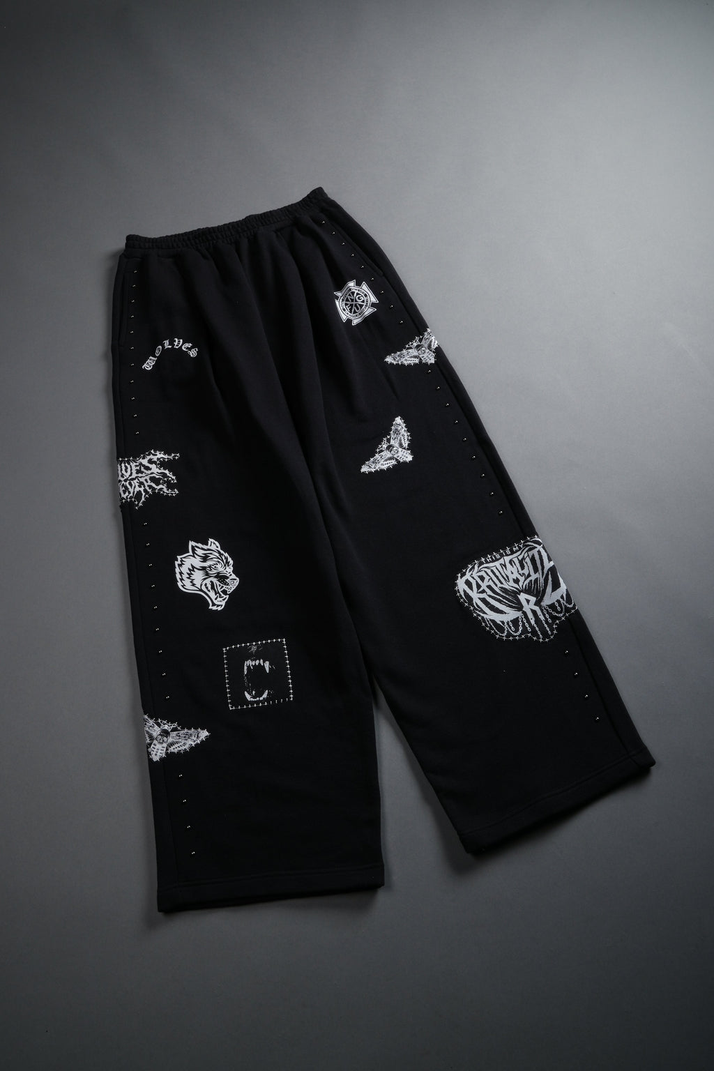 Give it Your All "Yara" Pleated Sweat Pants in Black — imagem 9