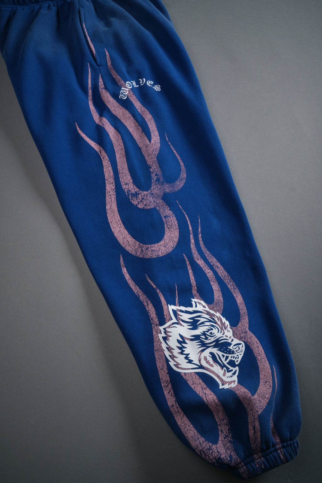 Powerhouse of the Cherub Unisex Lightweight Lounger Sweat Pants in Darc Cobalt Drift Wash — imagem 16