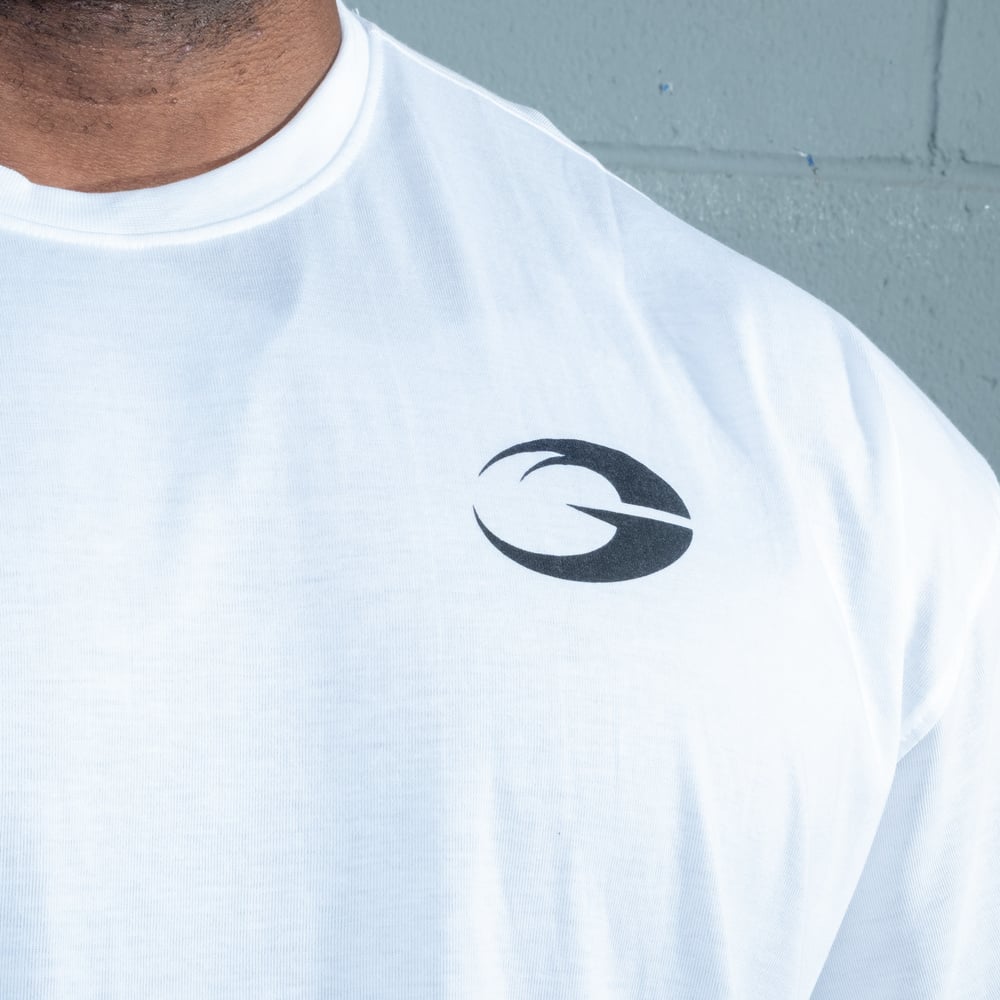 Division Iron Tee - White - imagem 4