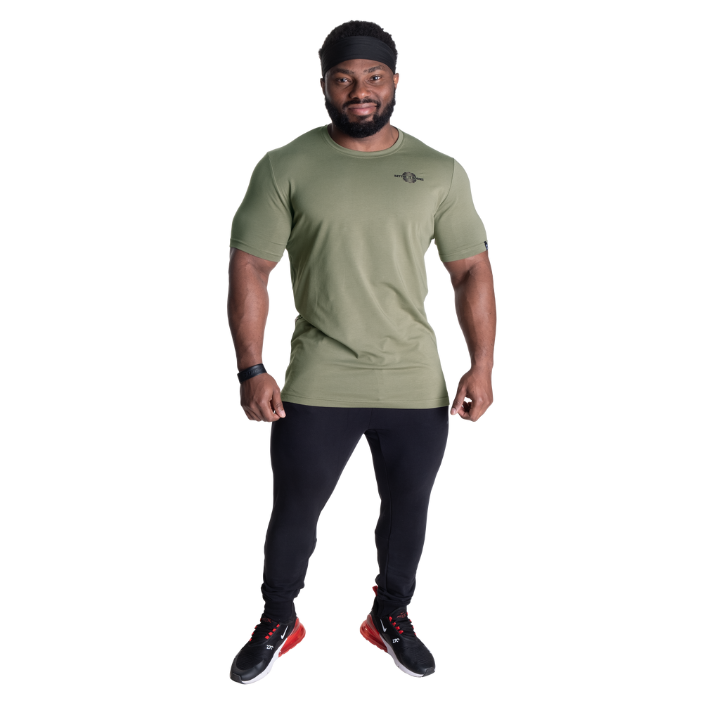 Essential Tapered Tee — imagem 6
