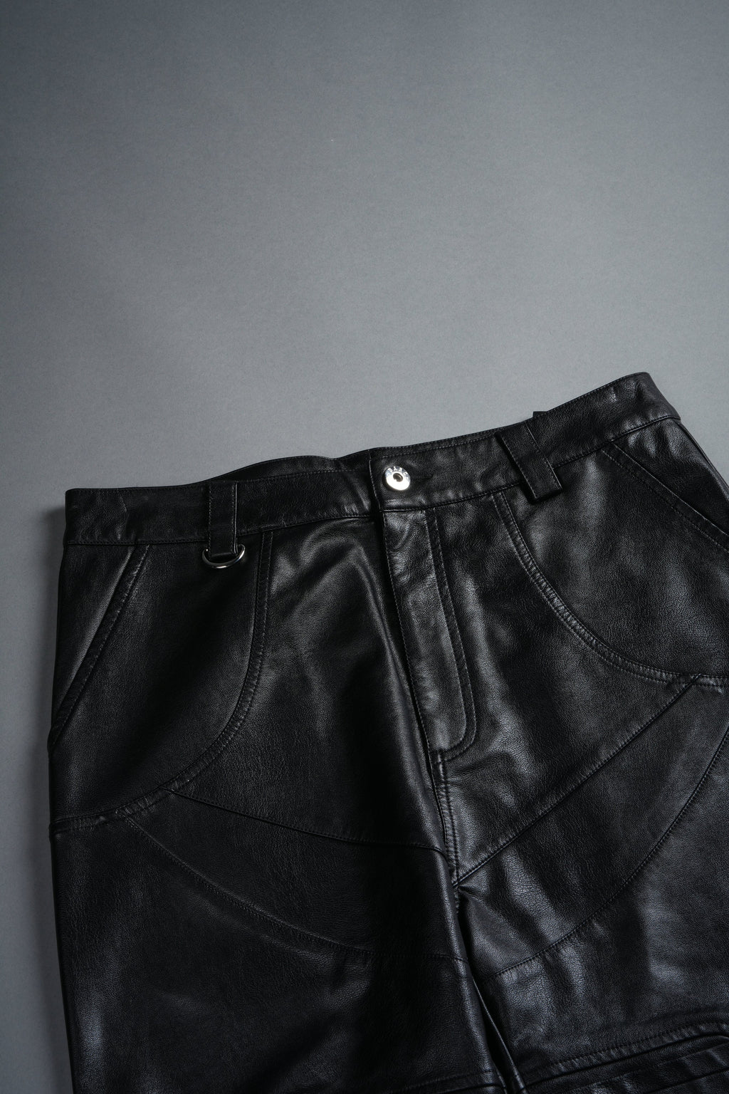Wolves Chopper McKagan Faux Leather Pants in Black — imagem 7