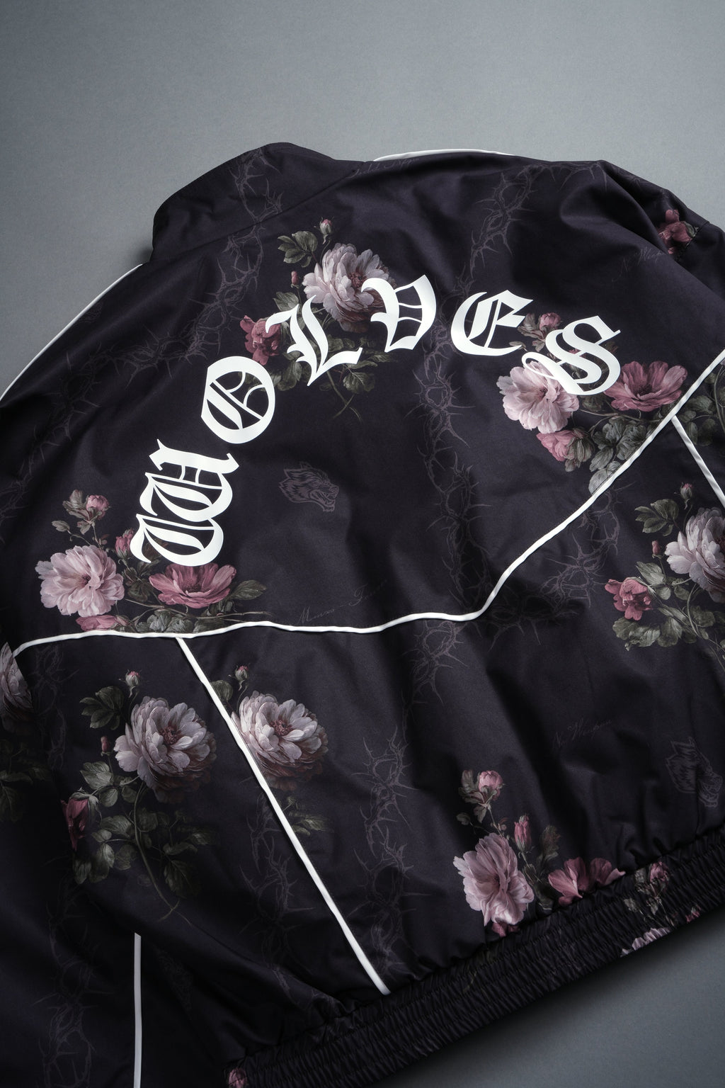 Wolf Chopper Quinn Track Jacket in Black Rose Thorn - imagem 10