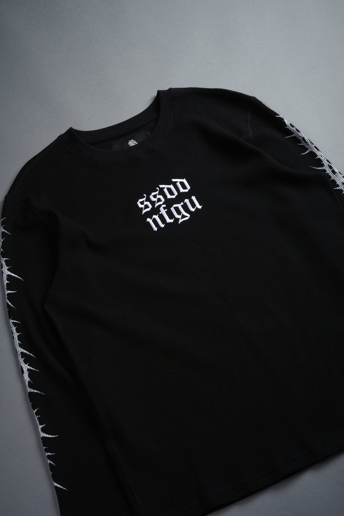 SSDDNFGU Thorns Lightweight Thermal in Black - imagem 7