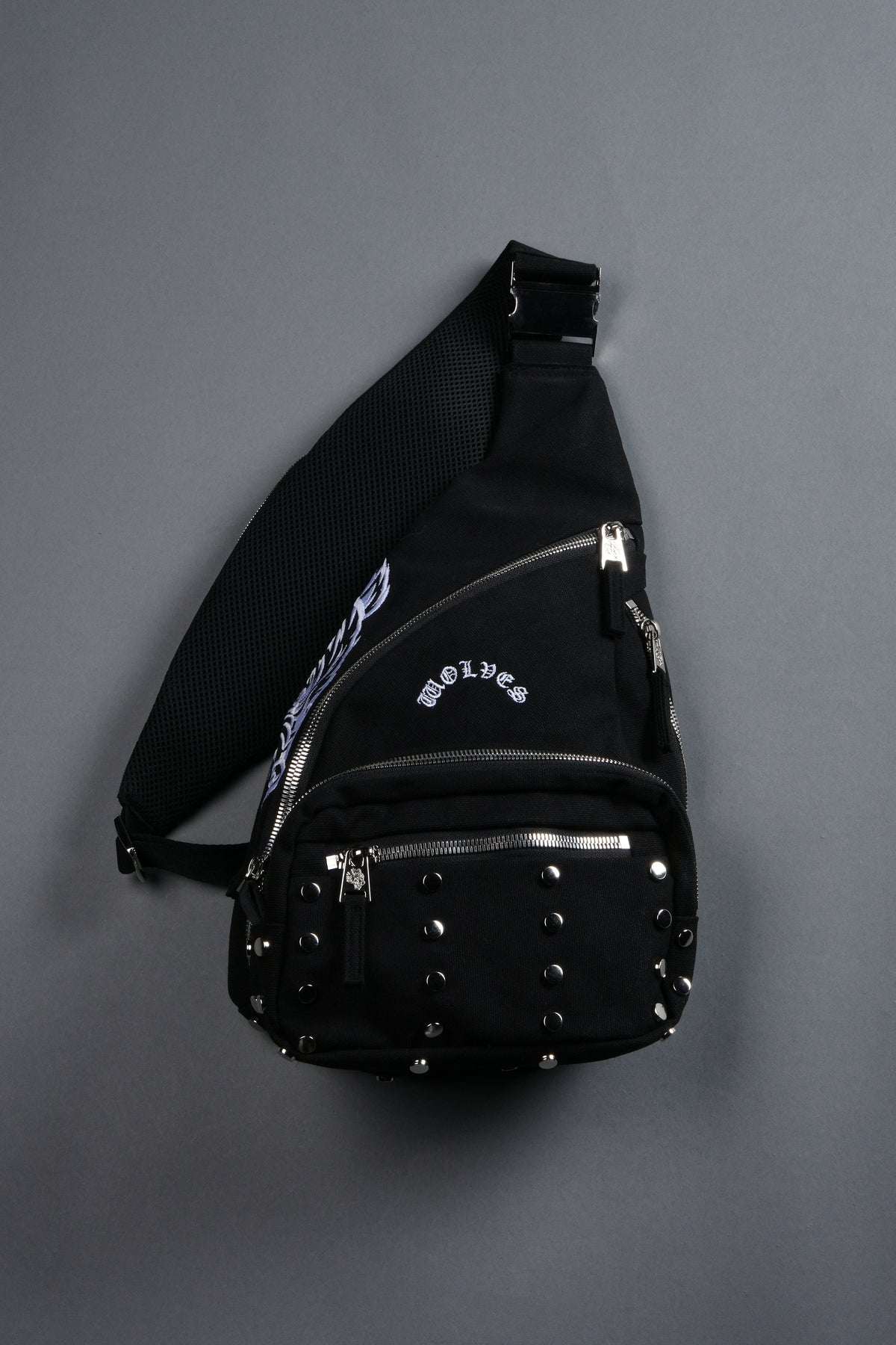 Wolf Head Ronin Side Bag in Black - imagem 5