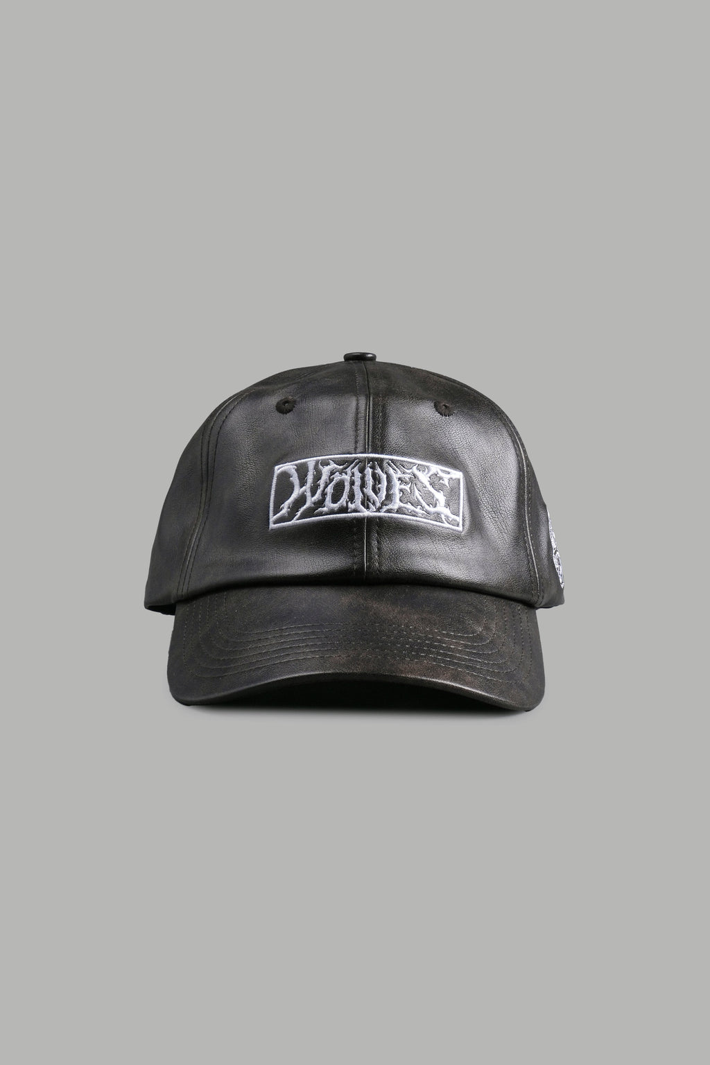 Midnight Wolves Faux Leather Dad Hat in Black — imagem 1