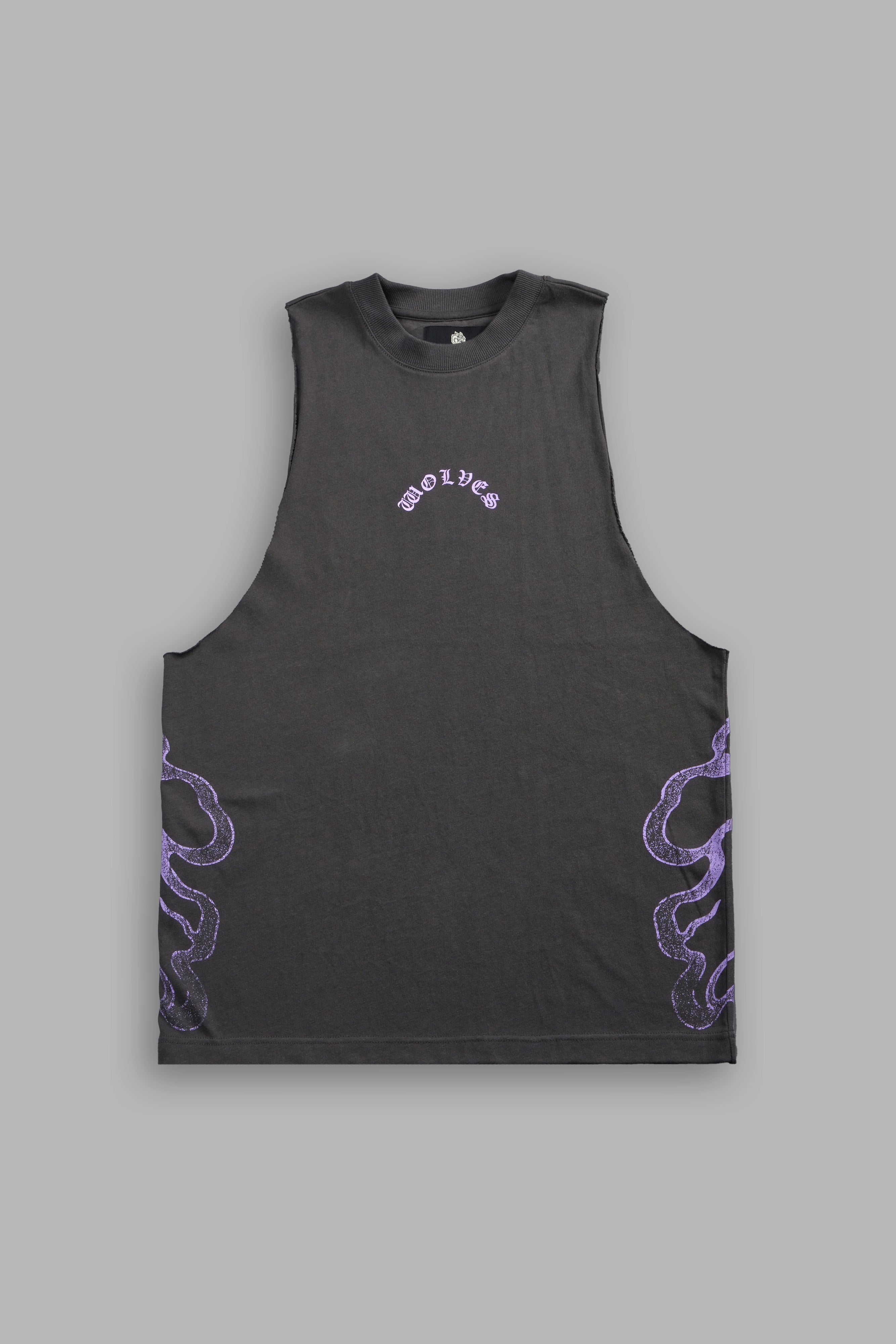 Wolves Never Back Down V2 Tommy Muscle Tee in Wolf Gray — imagem 3