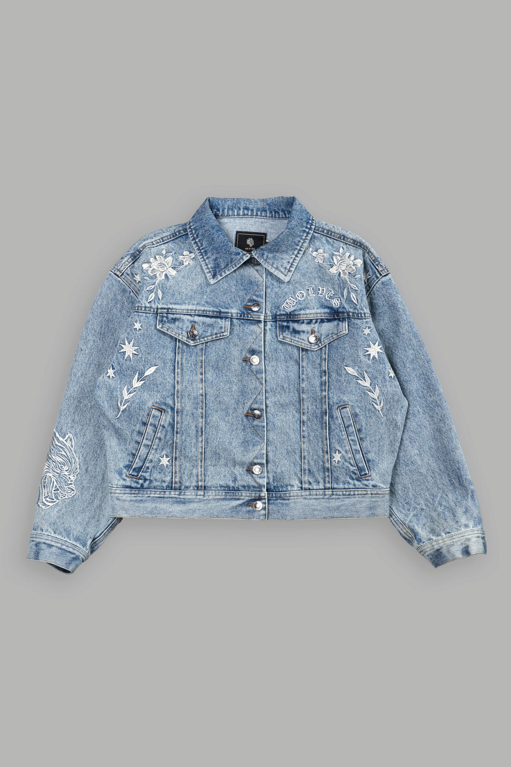 Tales We Tell She American Denim Jacket in Light Wash — imagem 8