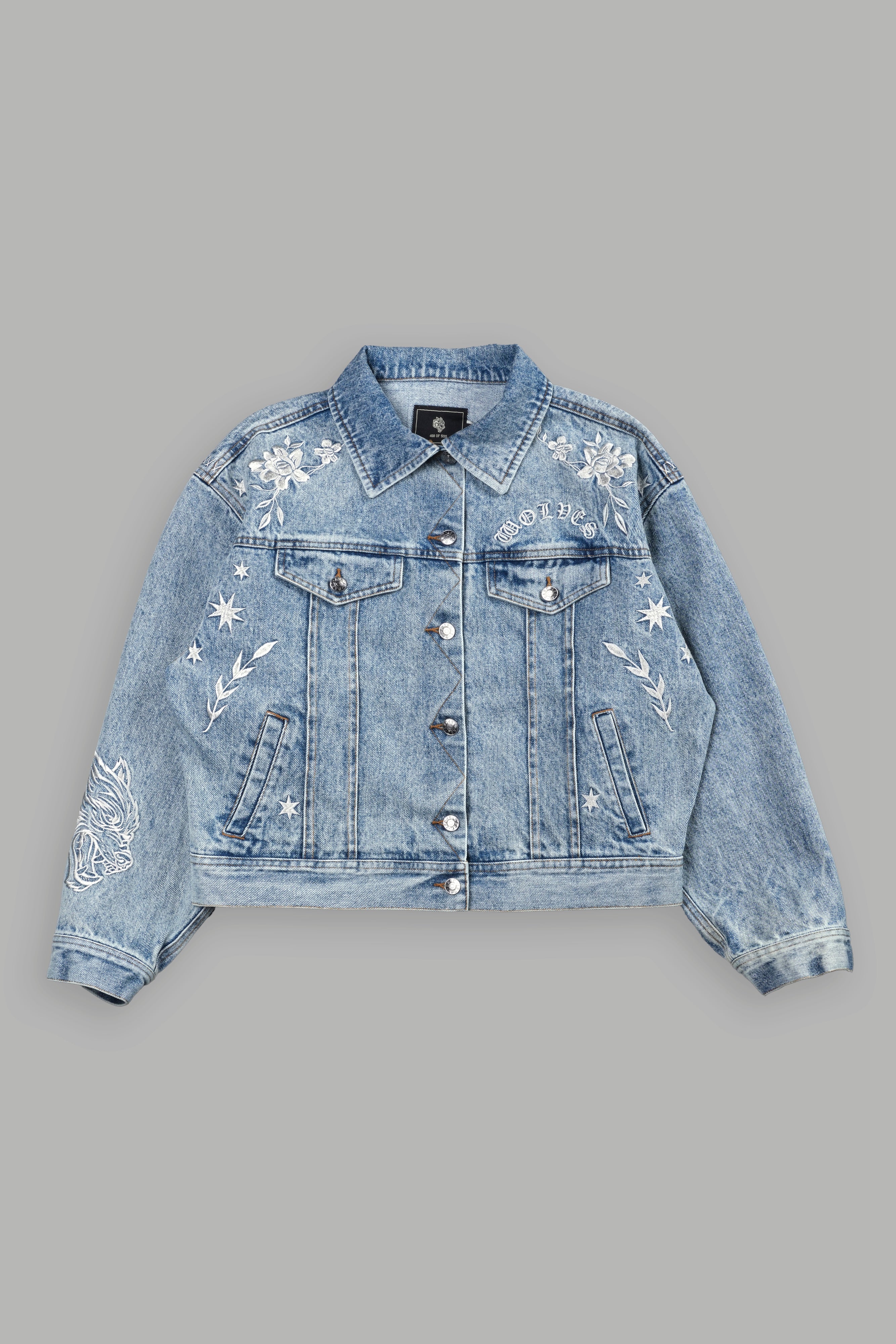 Tales We Tell She American Denim Jacket in Light Wash — imagem 8