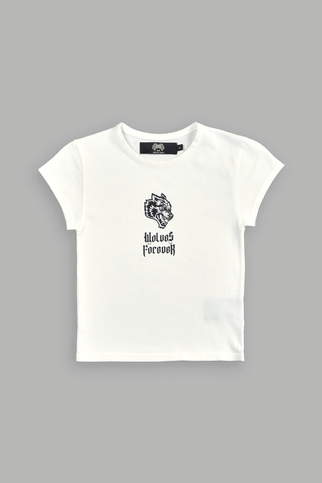 Wolves Are Forever "Baby" Tee in Cream — imagem 3
