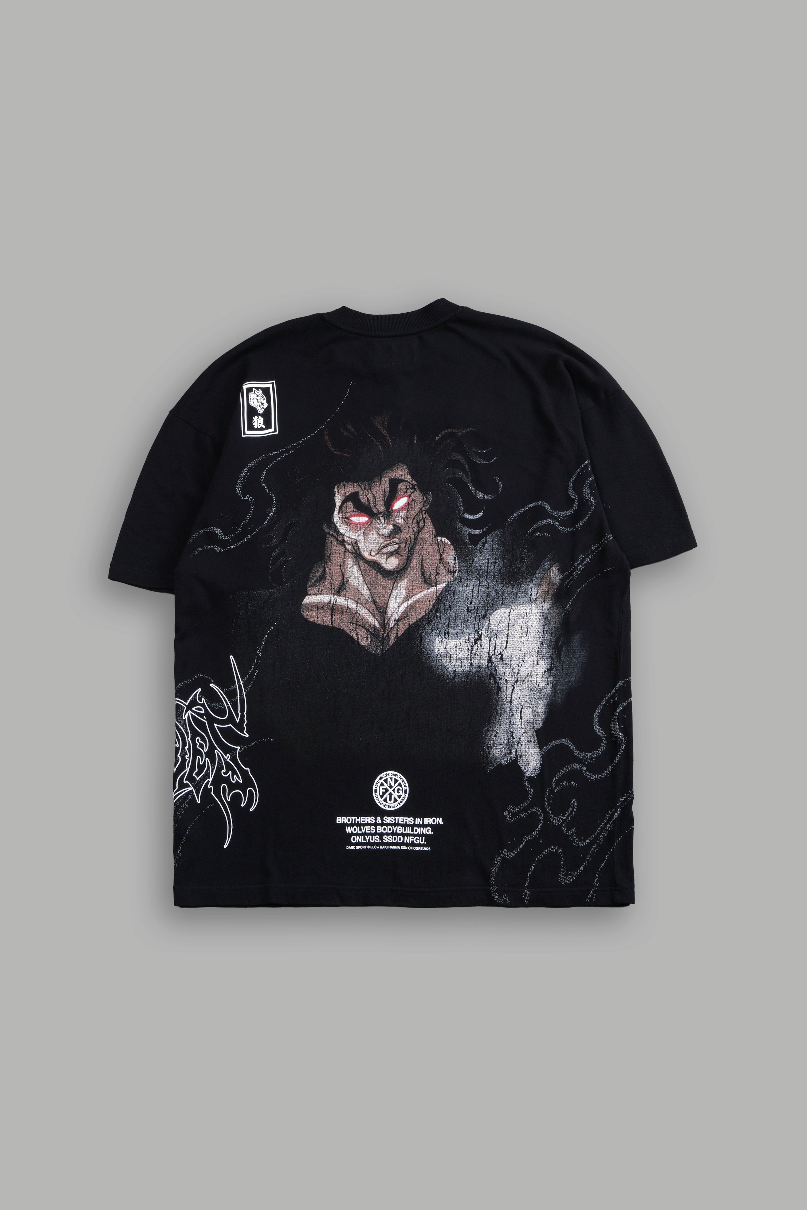 Yujiro Hanma "Side By Side" Series Premium Oversized Tee in Black — imagem 1