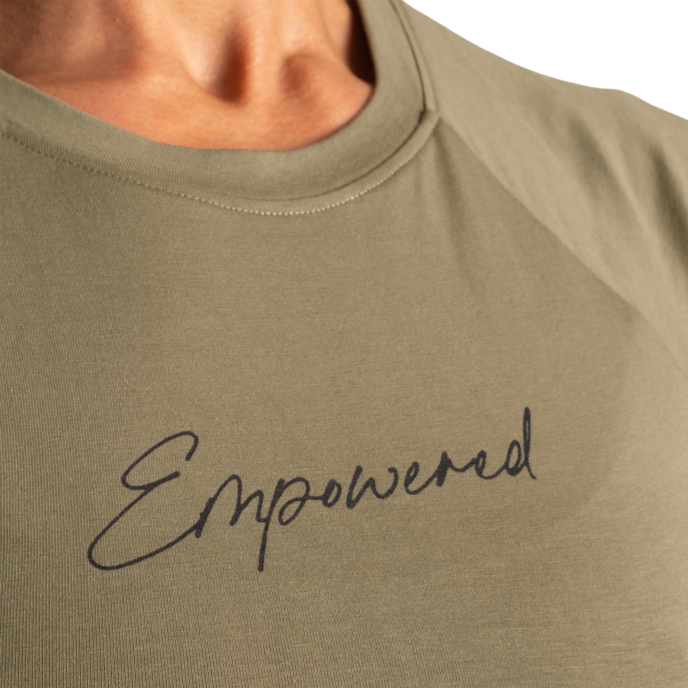 Empowered Tee — imagem 9