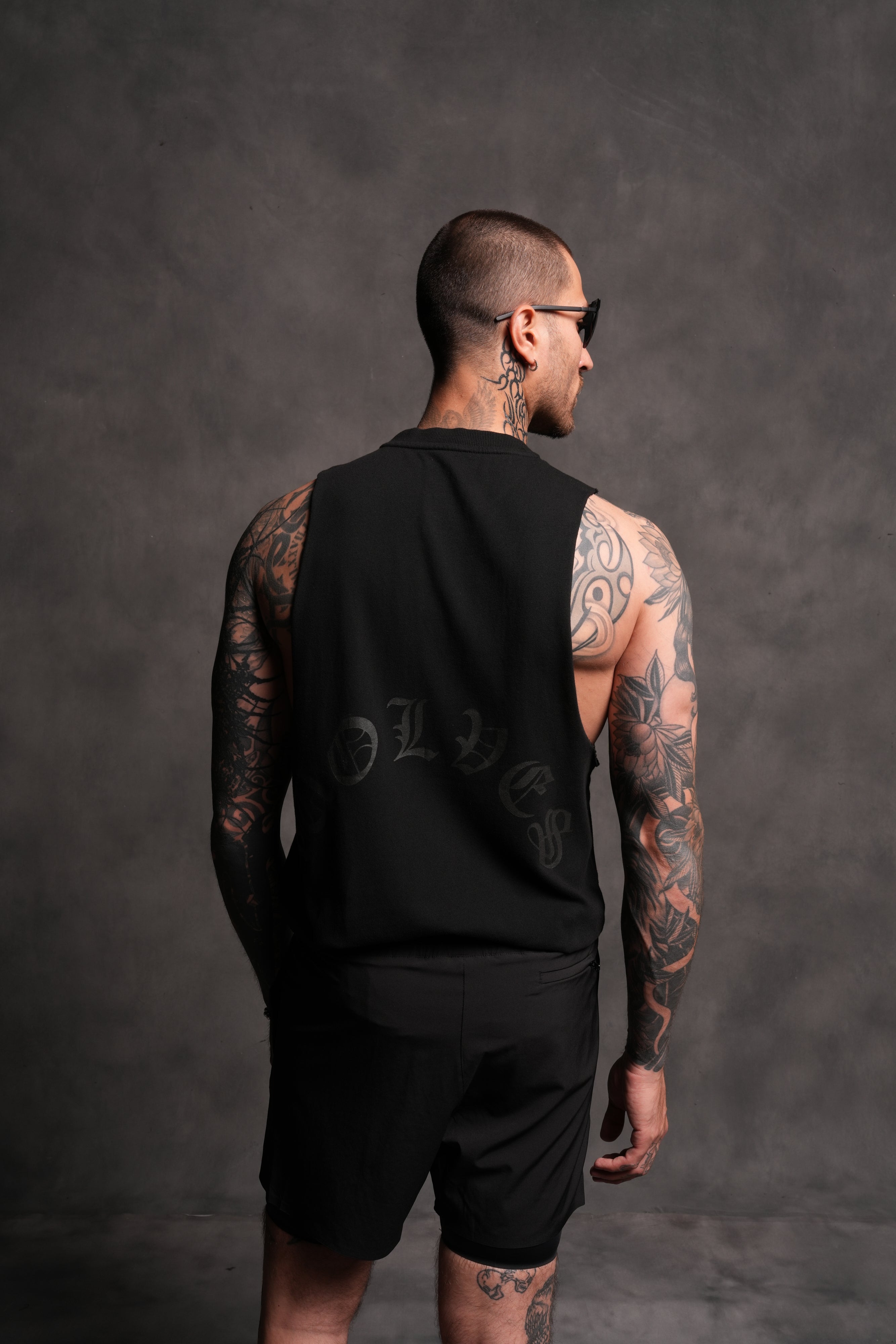 Dual Compression Shorts in Black