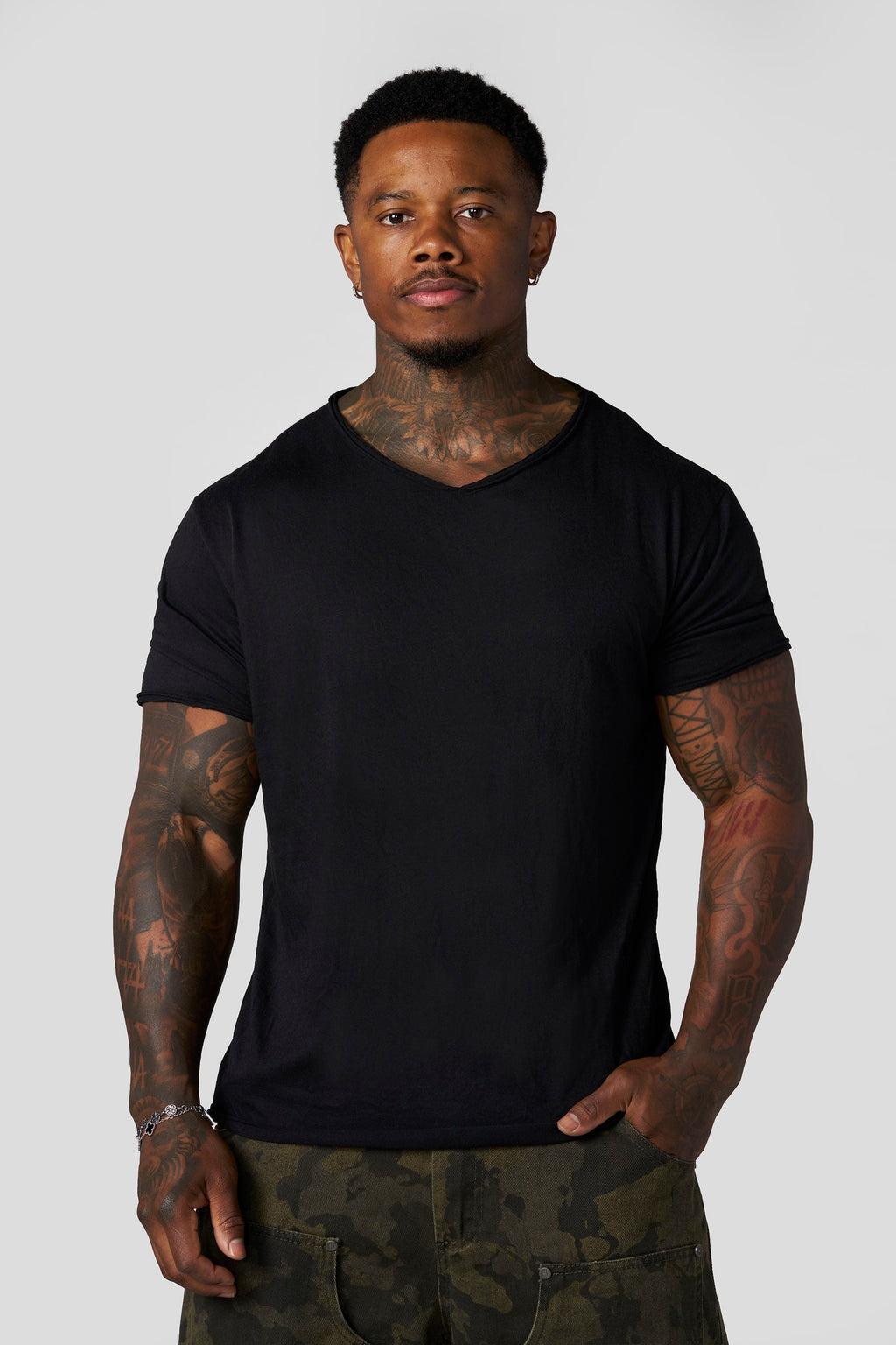 4323 - After Hours Tee — imagem 10