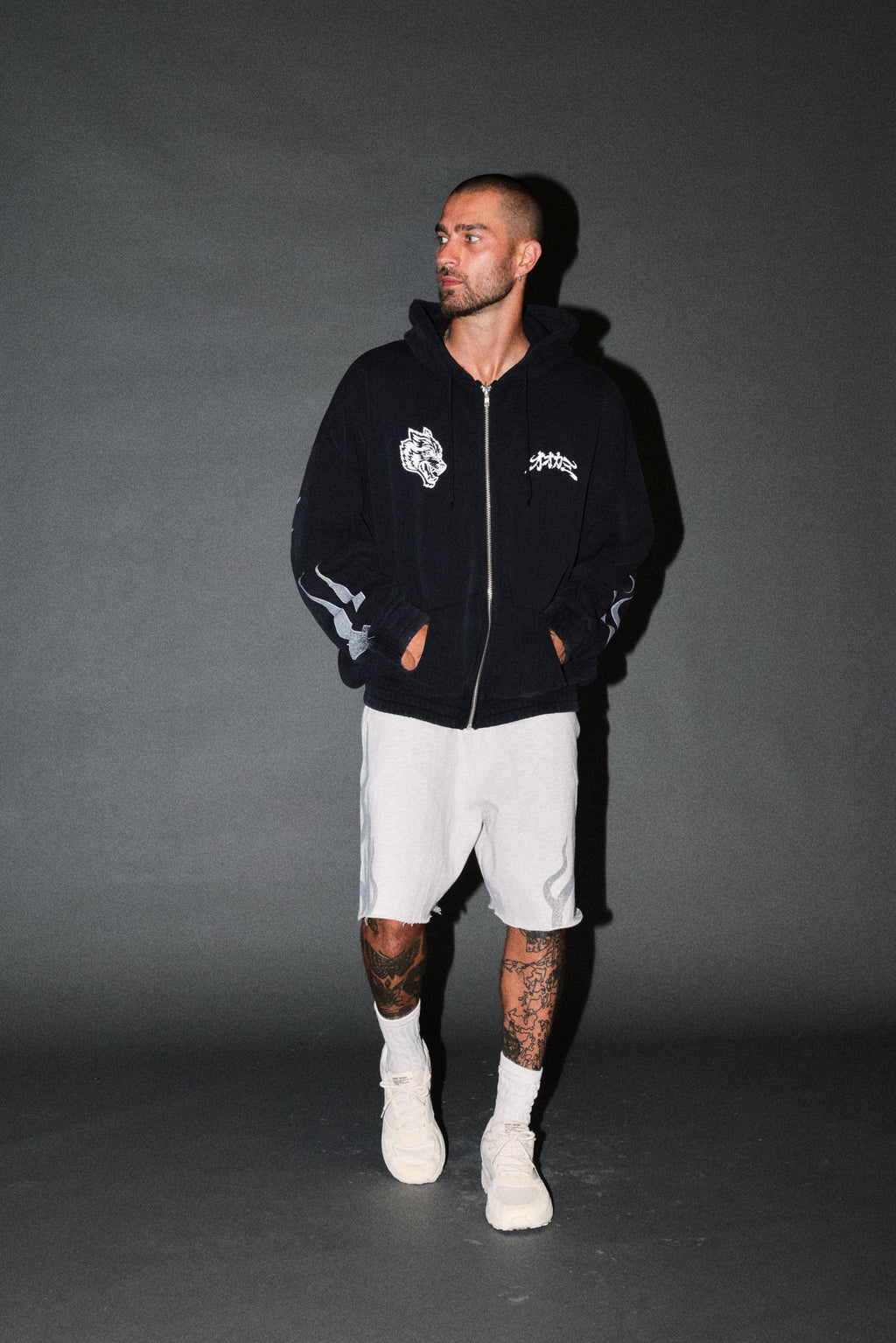 Our Code Chambers Zip Hoodie in Black — imagem 6