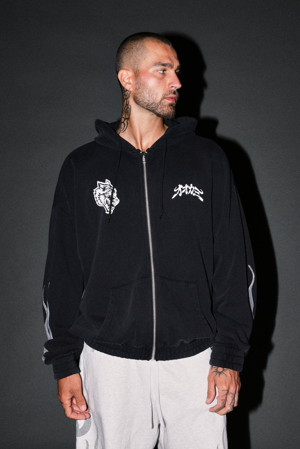 Our Code Chambers Zip Hoodie in Black — imagem 2