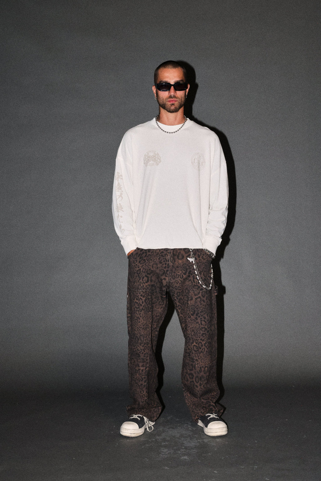 Kazoku Okami Premium Box Cut Ls Tee in Cream — imagem 5