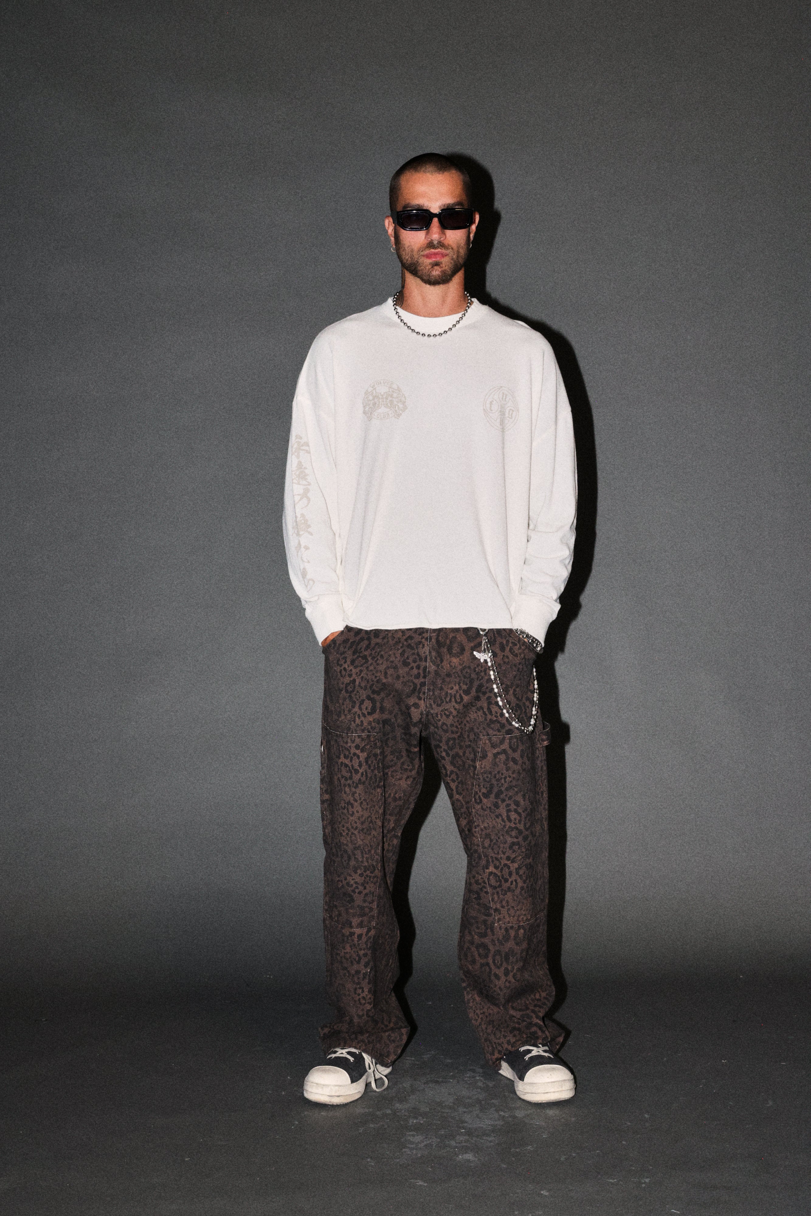 Kazoku Okami Premium Box Cut Ls Tee in Cream — imagem 5