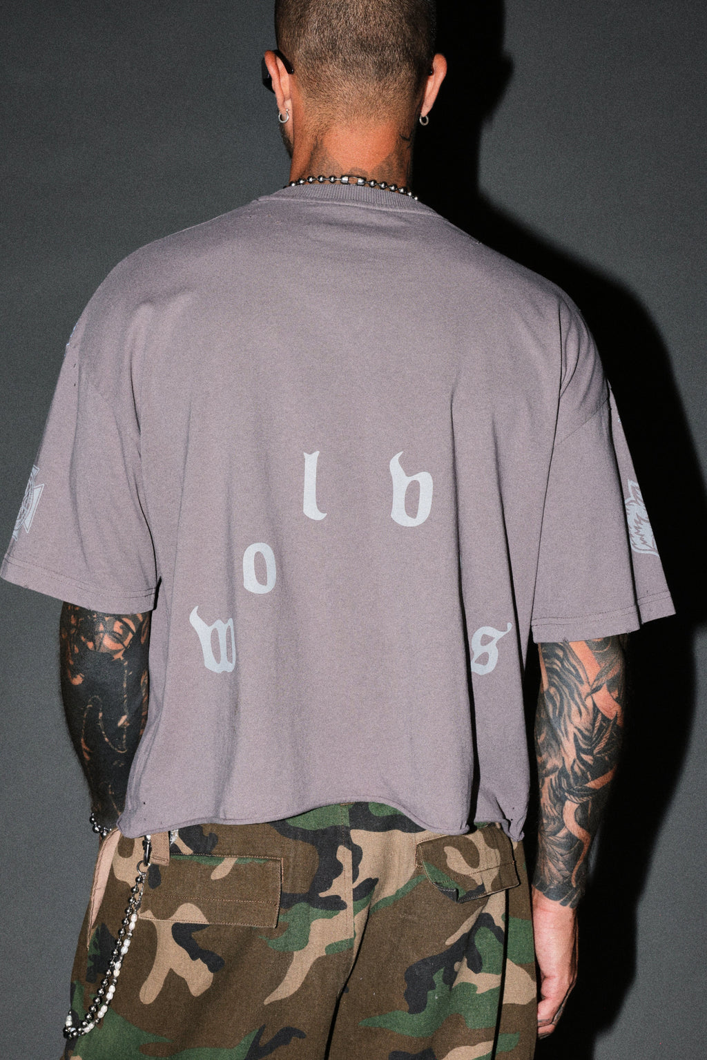 Sub-Zero Distressed Grunge Box Cut Tee V2 in Slate Gray — imagem 8