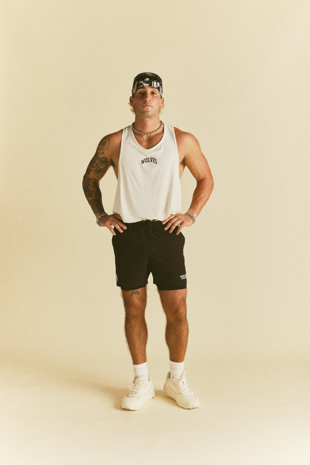 Loyalty Forever "Dry Wolf" Drop Tank in Cream — imagem 3
