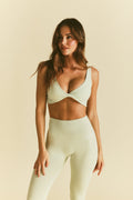 Forever Mark Twist Energy Bra in Honeydew — imagem principal