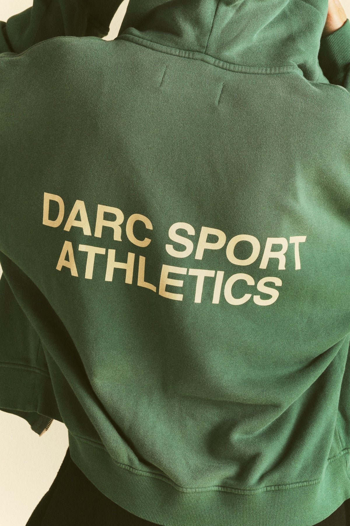 "Darco" Double Zip Hoodie in Sierra Pine Sun Fade — imagem 16
