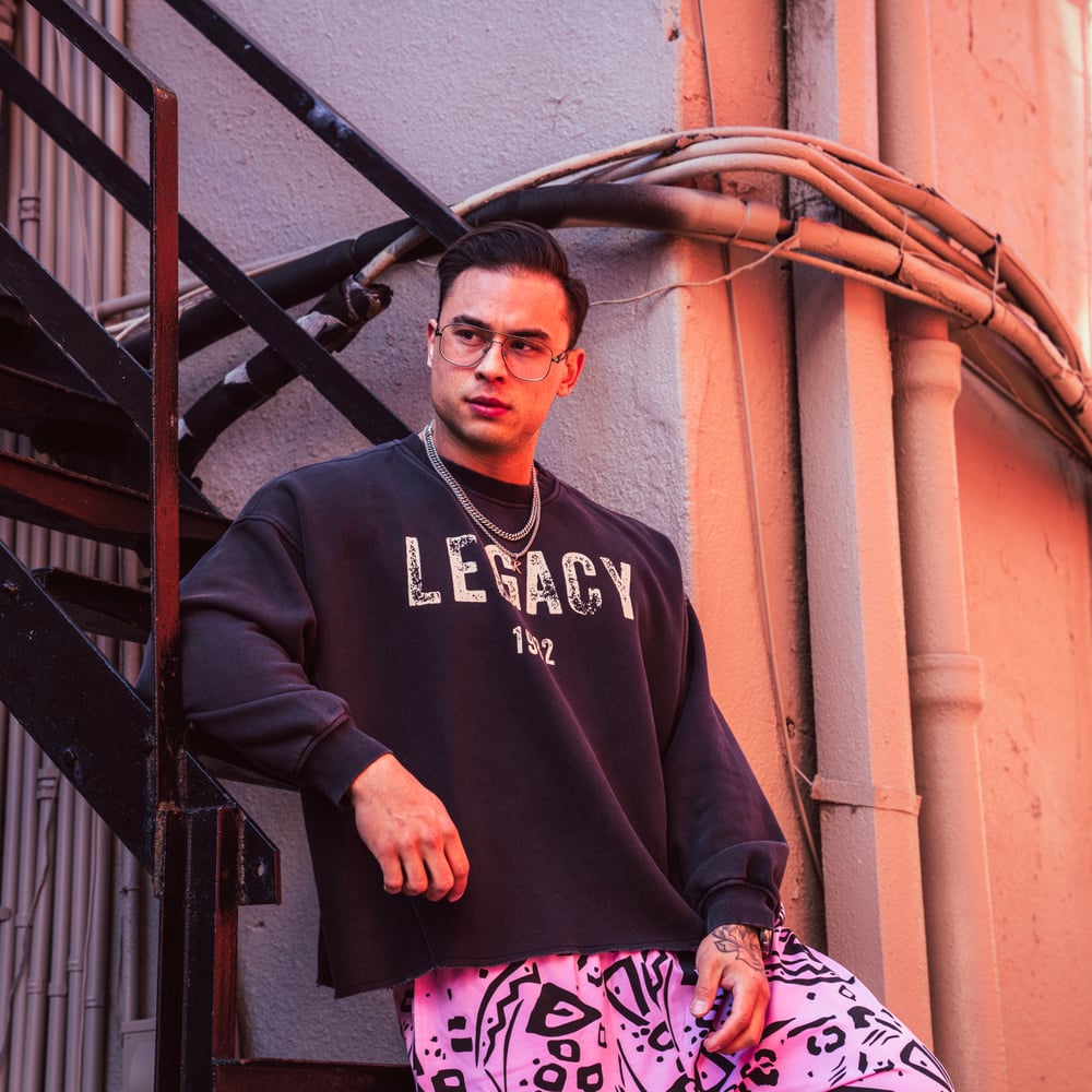 Legacy Mega Sweater — imagem 1