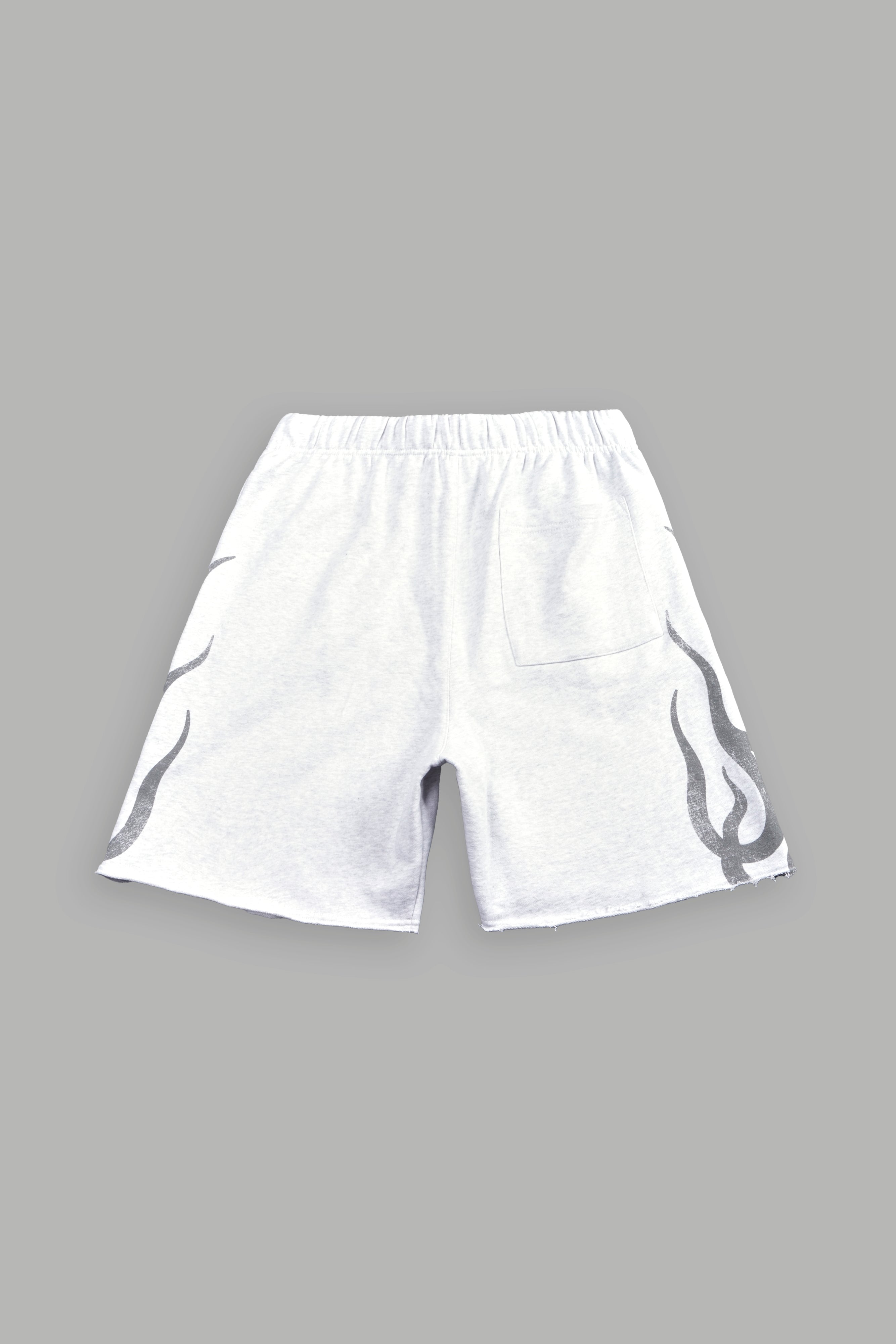 Fight Or Flight Grunge Oversized Raw Hem Post Lounge Sweat Shorts in Super Light Athletic Gray — imagem 3