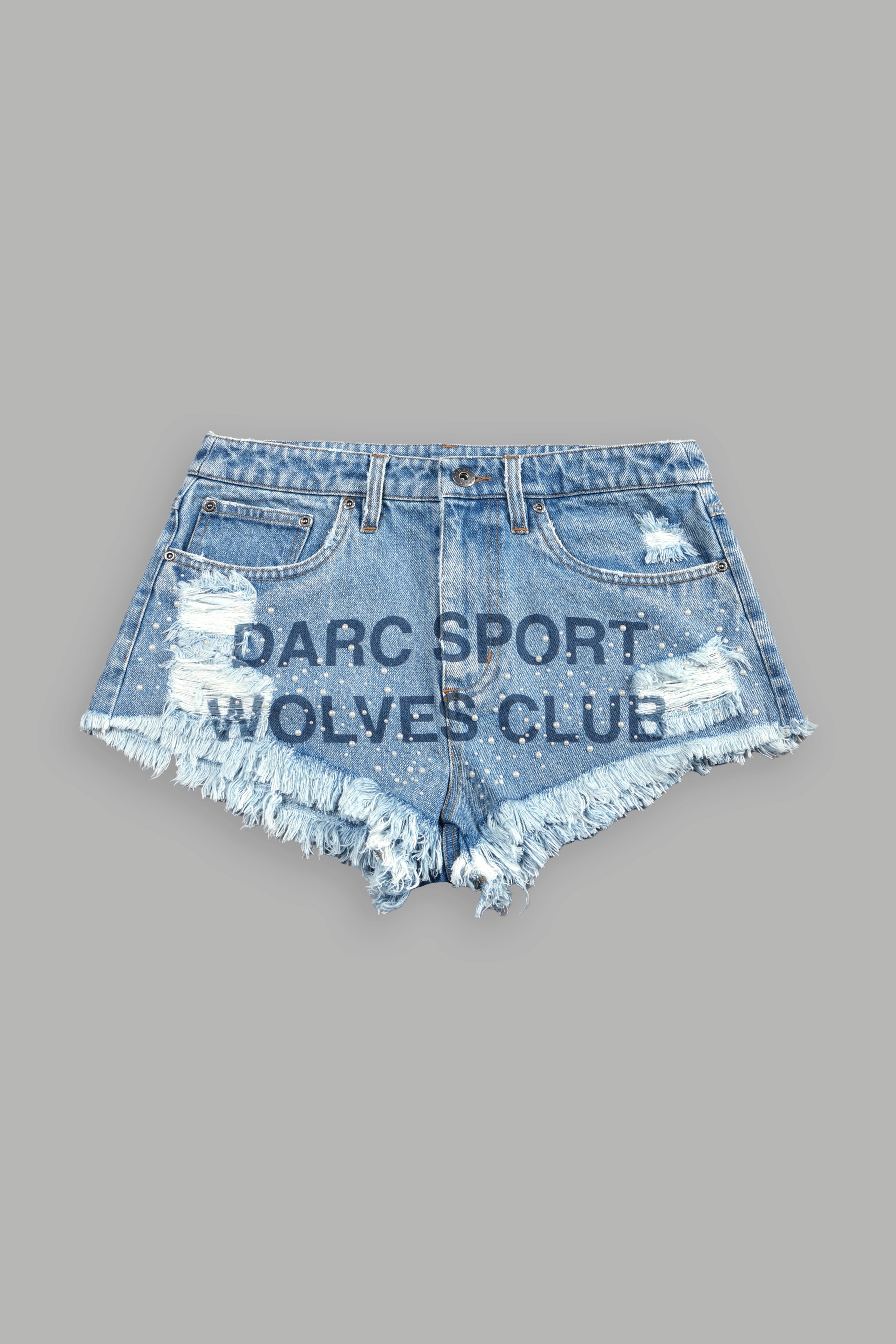 Pearl Heritage Low Rise Cut Off Short in Light Wash — imagem 10