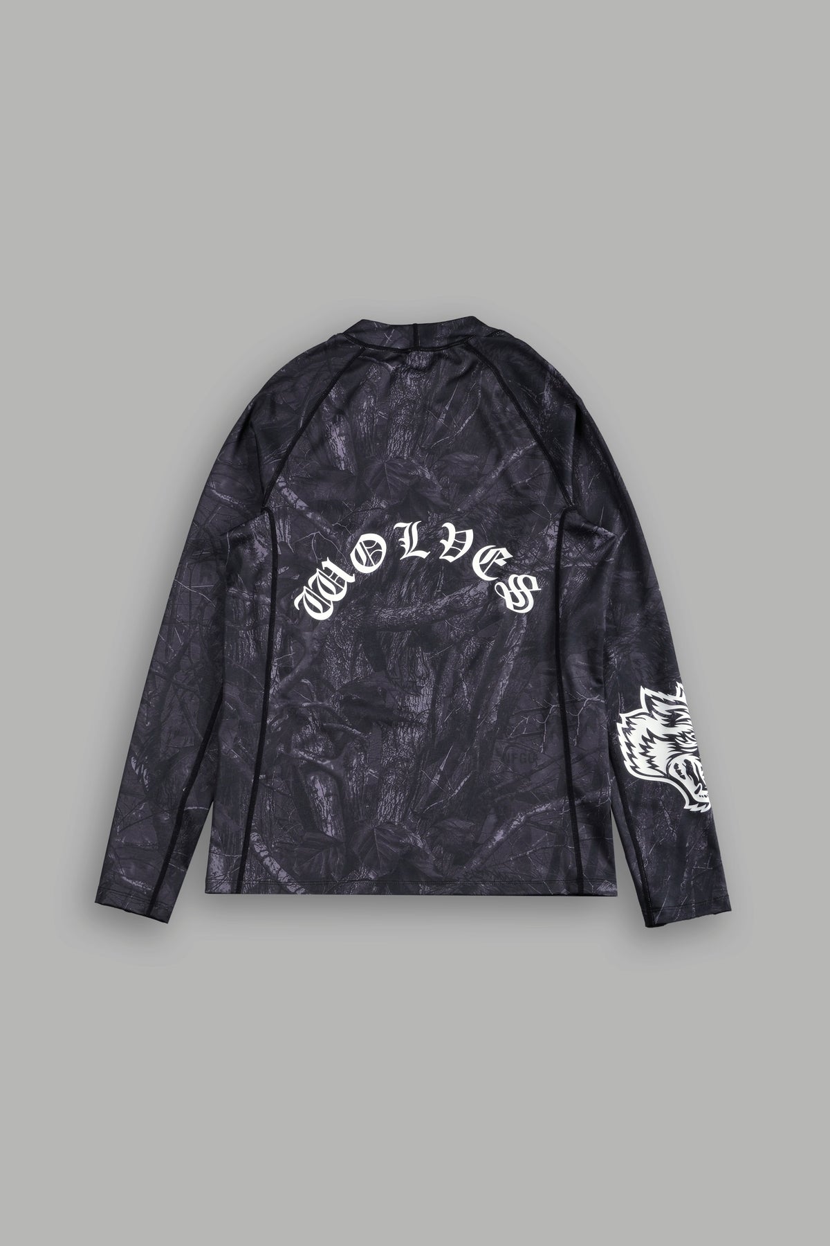 Core Rash Guard in Darc Driftwood Forest Camo — imagem principal