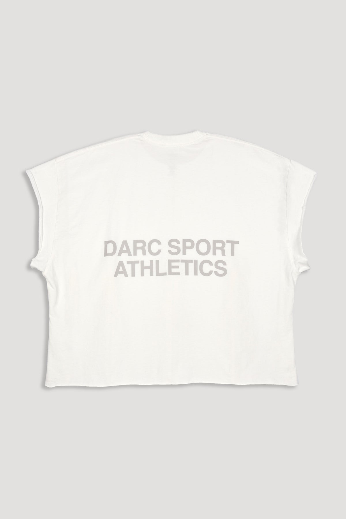 Darc Sport Athletics Grunge Cut-Off Tee in Cream — imagem 4