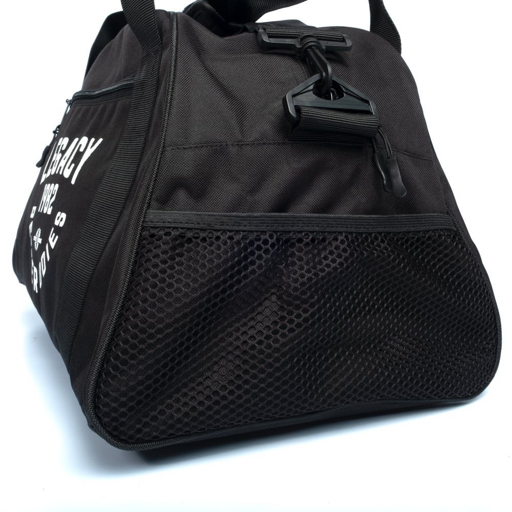 Legacy Gym Bag + Free Towel — imagem 7