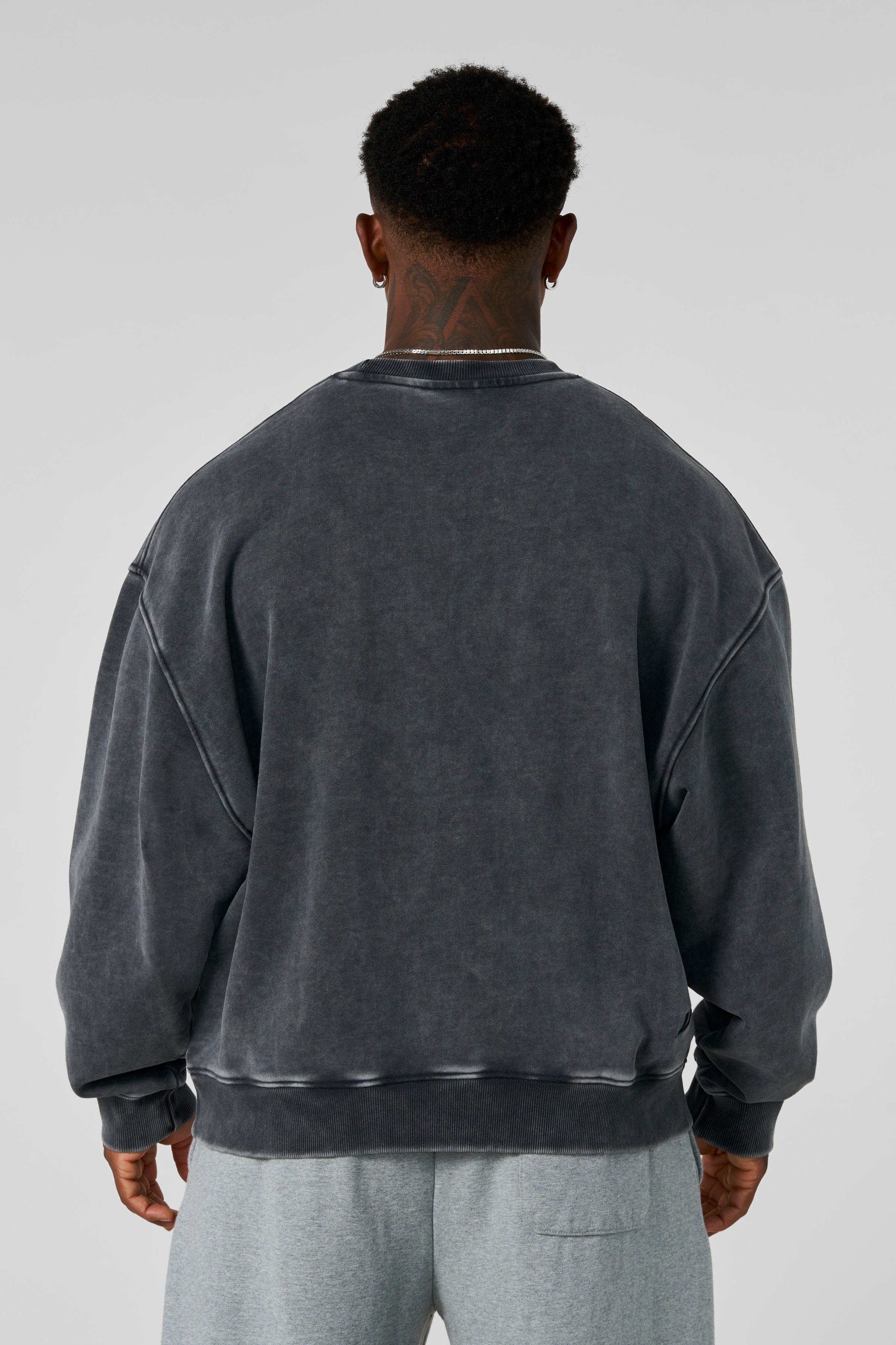 5095 - Elevated Essentials - Crewneck — imagem 5