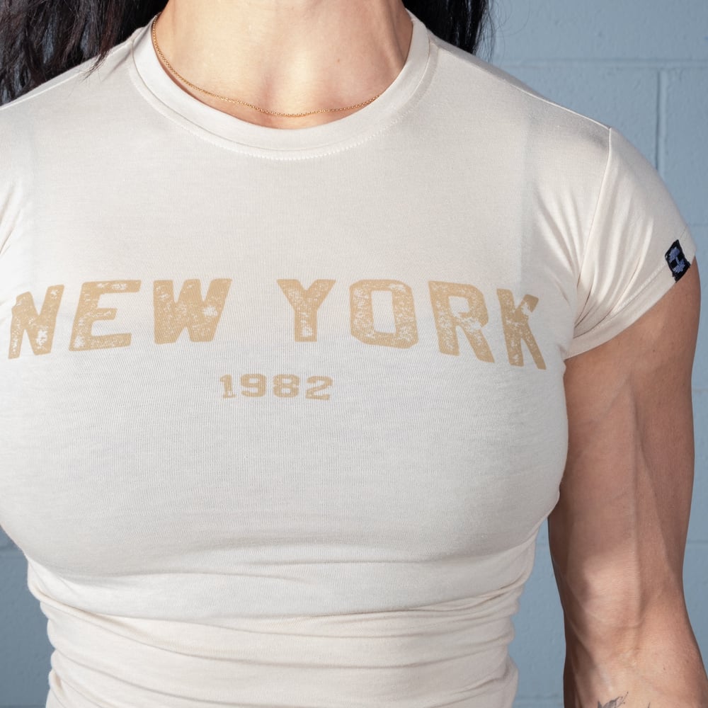 NY Tapered Tee — imagem 9