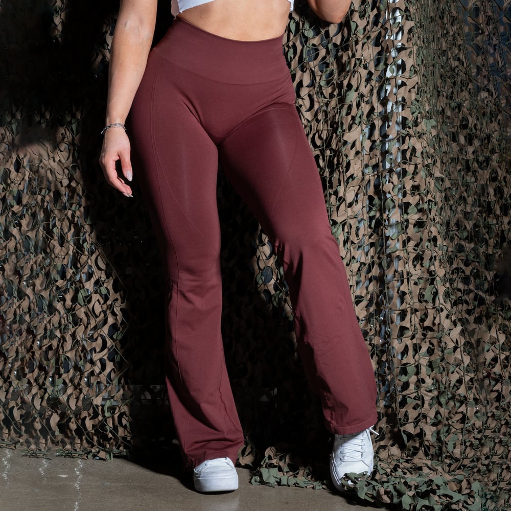 Scrunch Seamless Flare Leggings — imagem 2