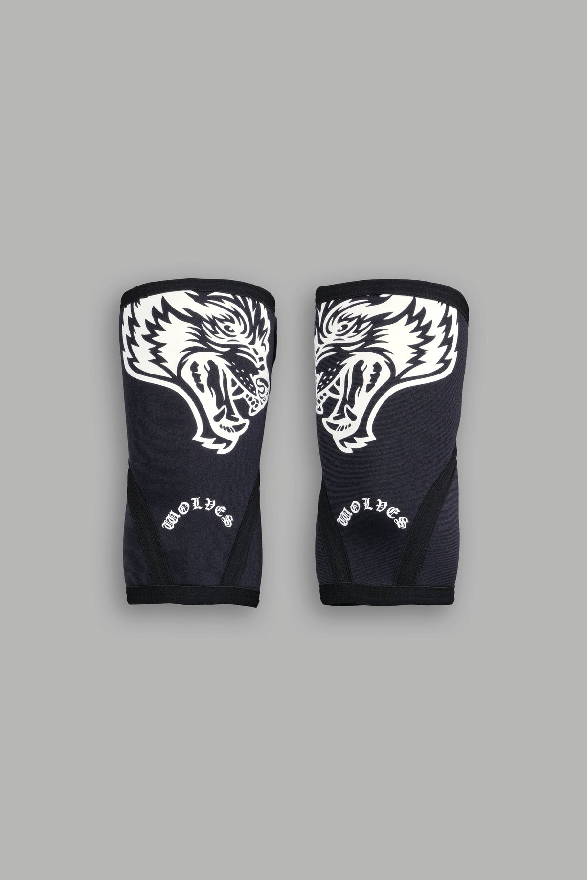 Wolf Head Elbow Sleeves in Black - imagem 1