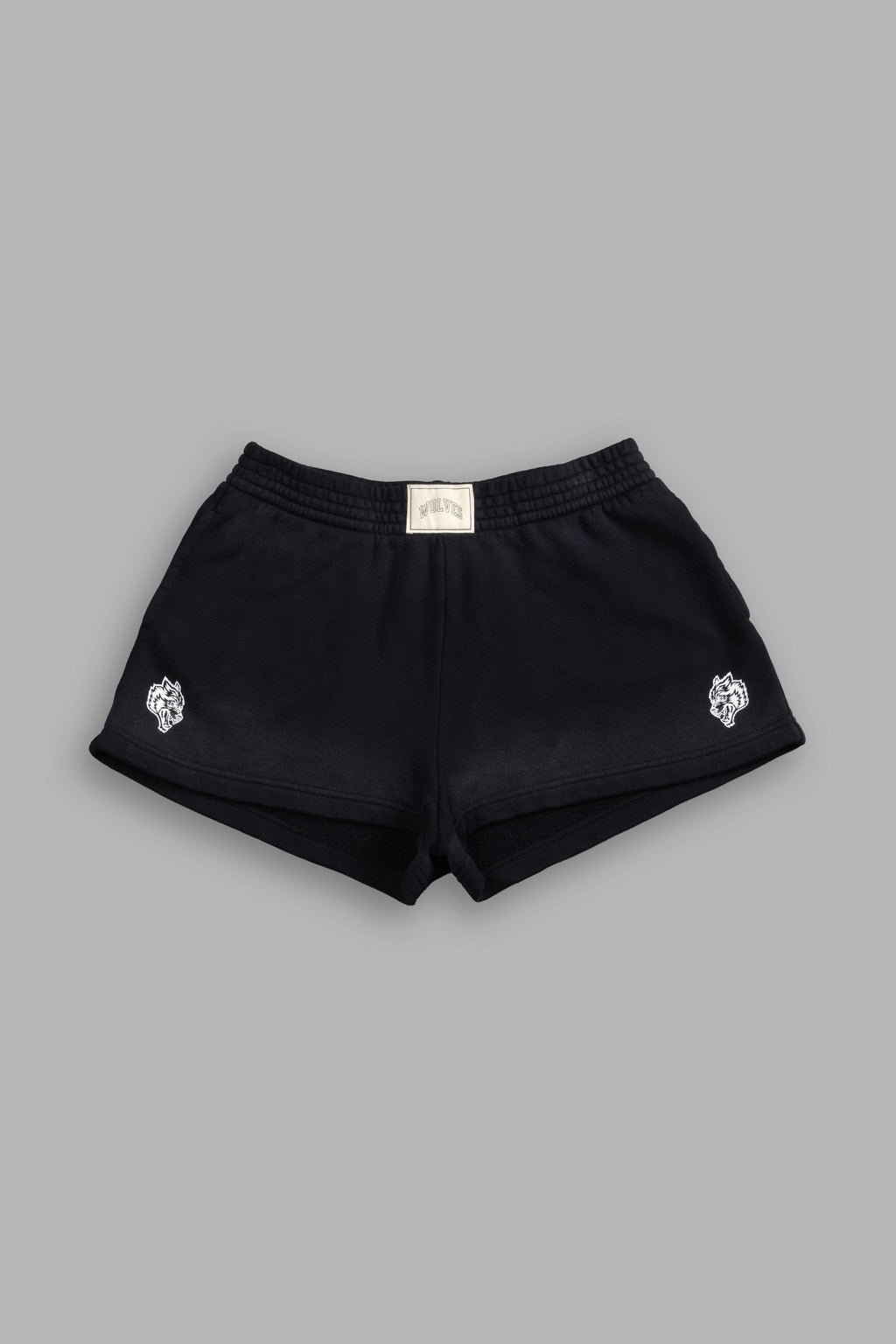Darc Wandering Ellie Sweat Shorts in Black Drift Wash — imagem 3