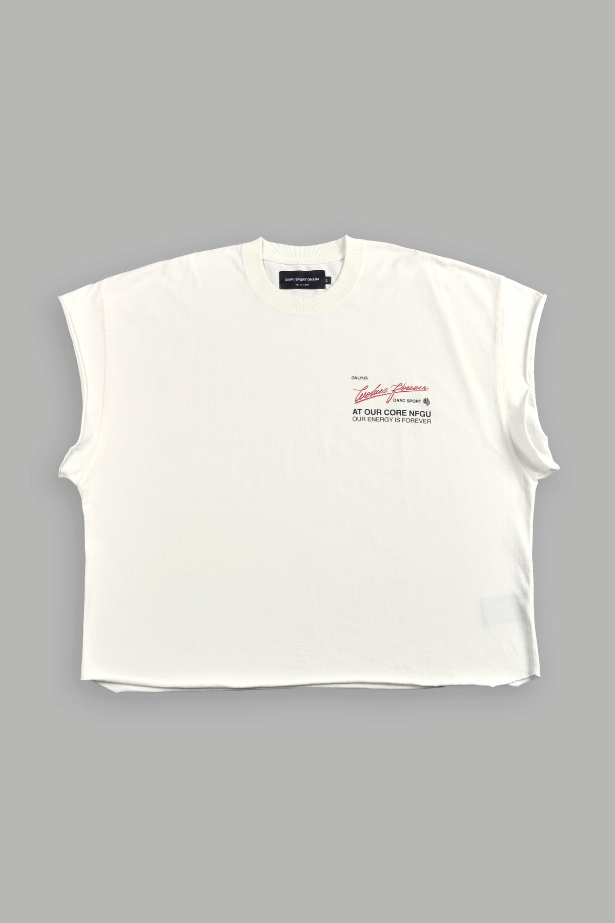 At Our Core "Grunge" Cut Off Tee in Cream — imagem 3