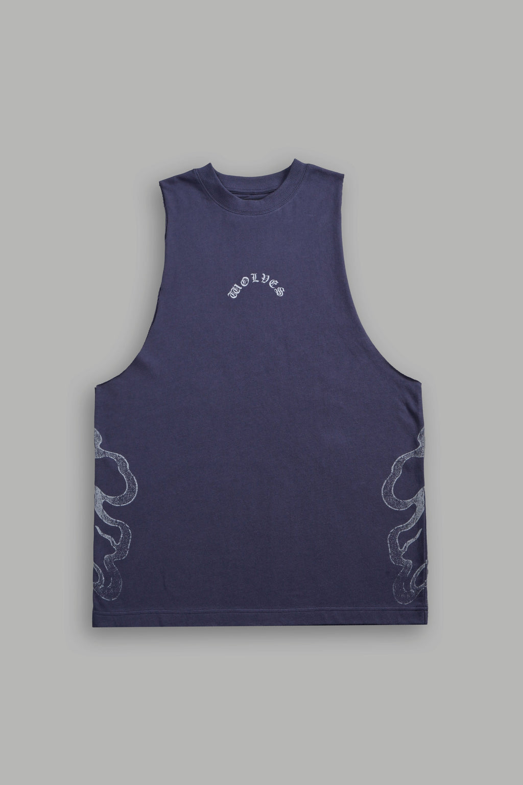 Wolves Never Back Down V2 Tommy Muscle Tee in Storm Blue — imagem 3