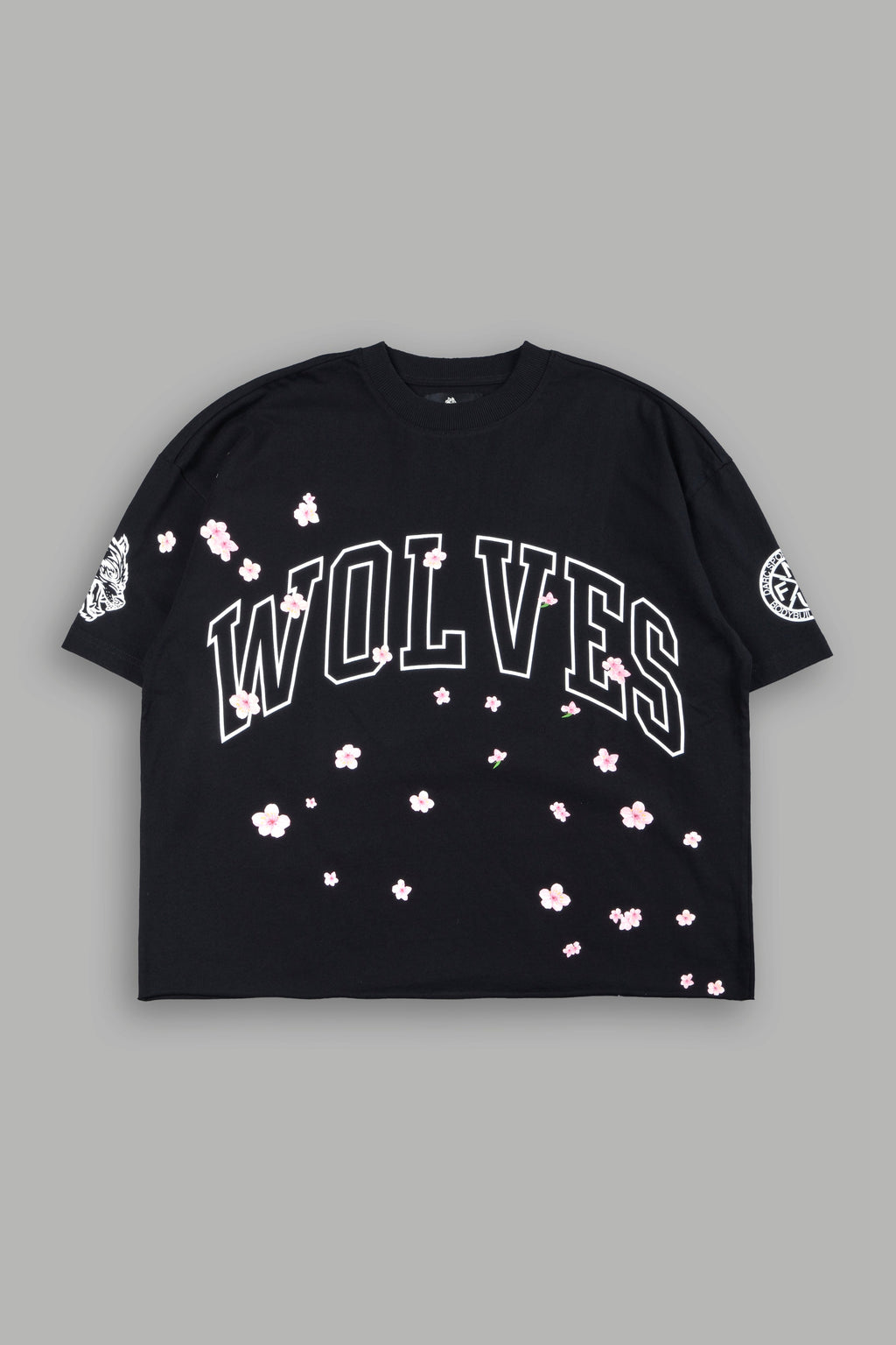 Loyalty Sakura Grunge Mid Length Raw Hem Tee In Black - imagem 1