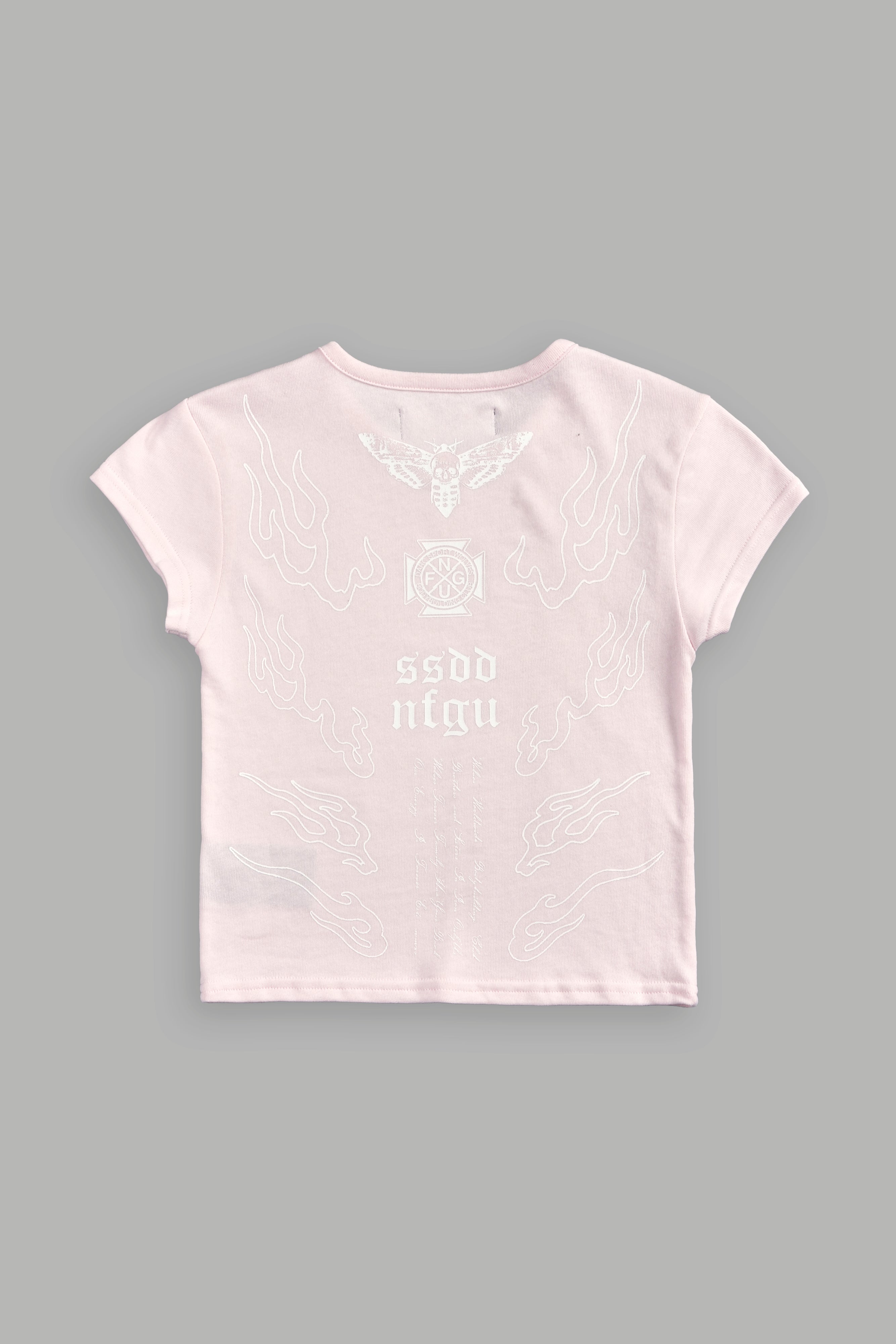 Moth Flames V2 "Baby" Tee in Blush Pink — imagem 7