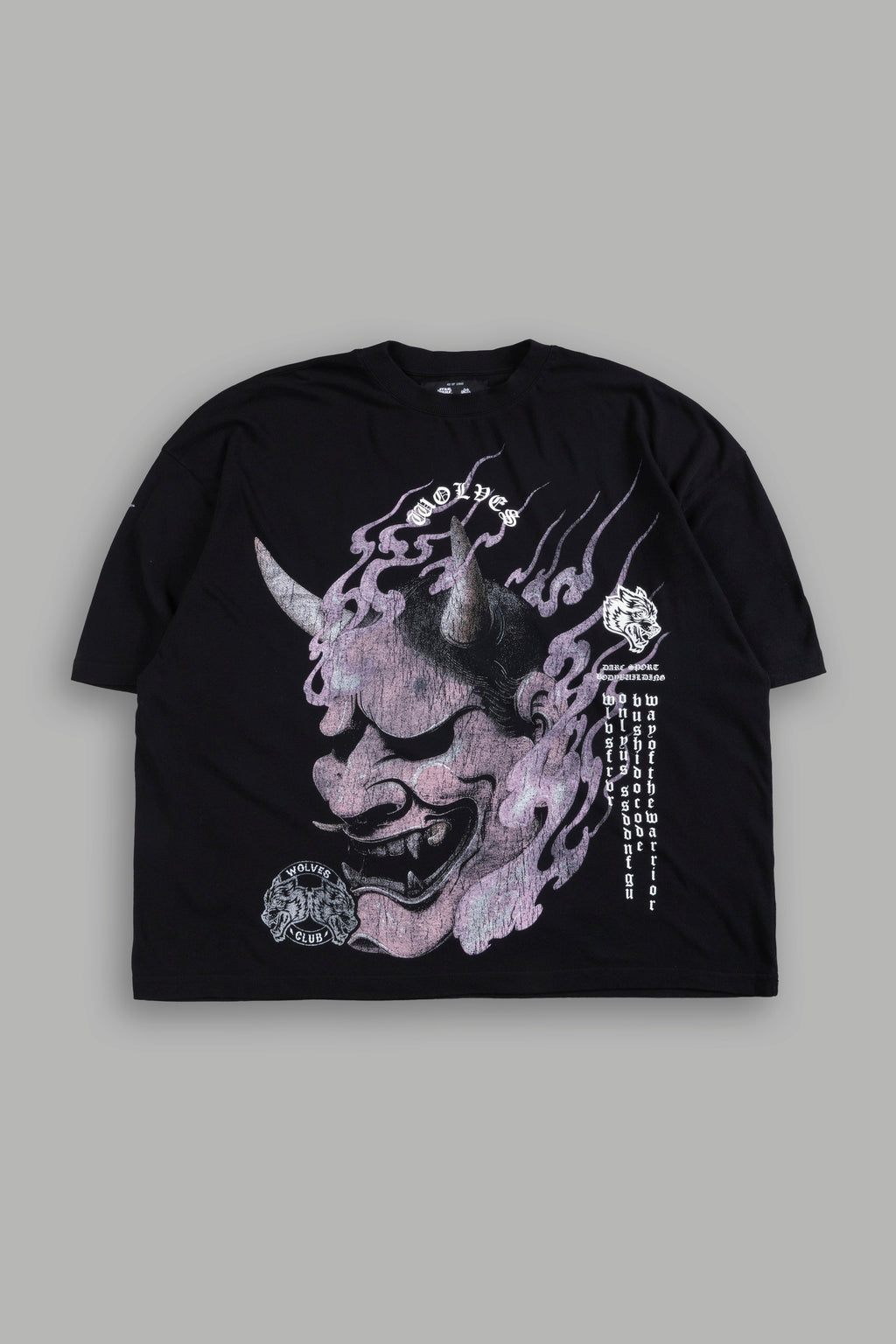 Wolves Club Oni Inferno Distressed Grunge Box Cut Tee V2 in Black — imagem 1
