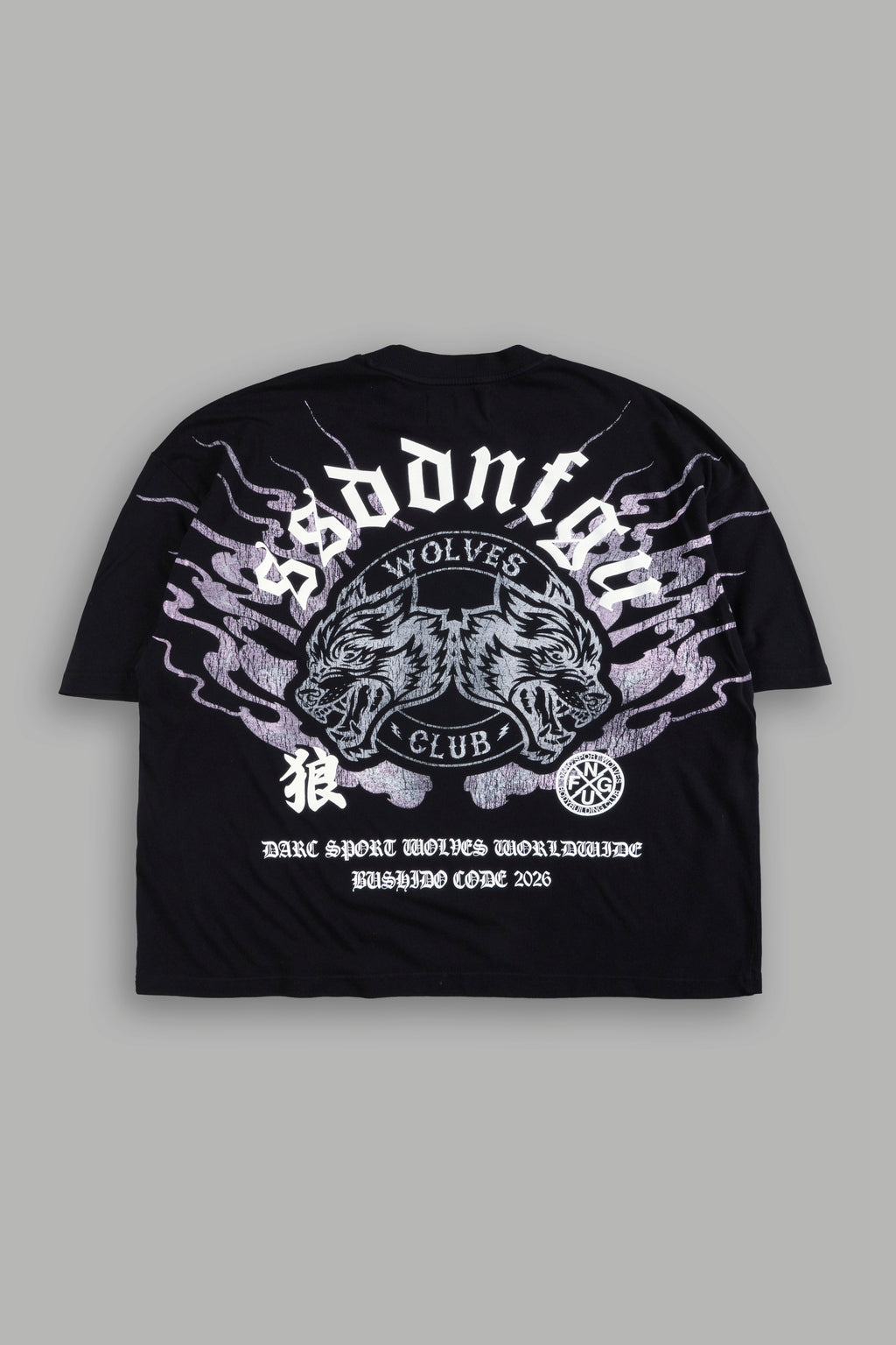 Wolves Club Oni Inferno Distressed Grunge Box Cut Tee V2 in Black — imagem 3