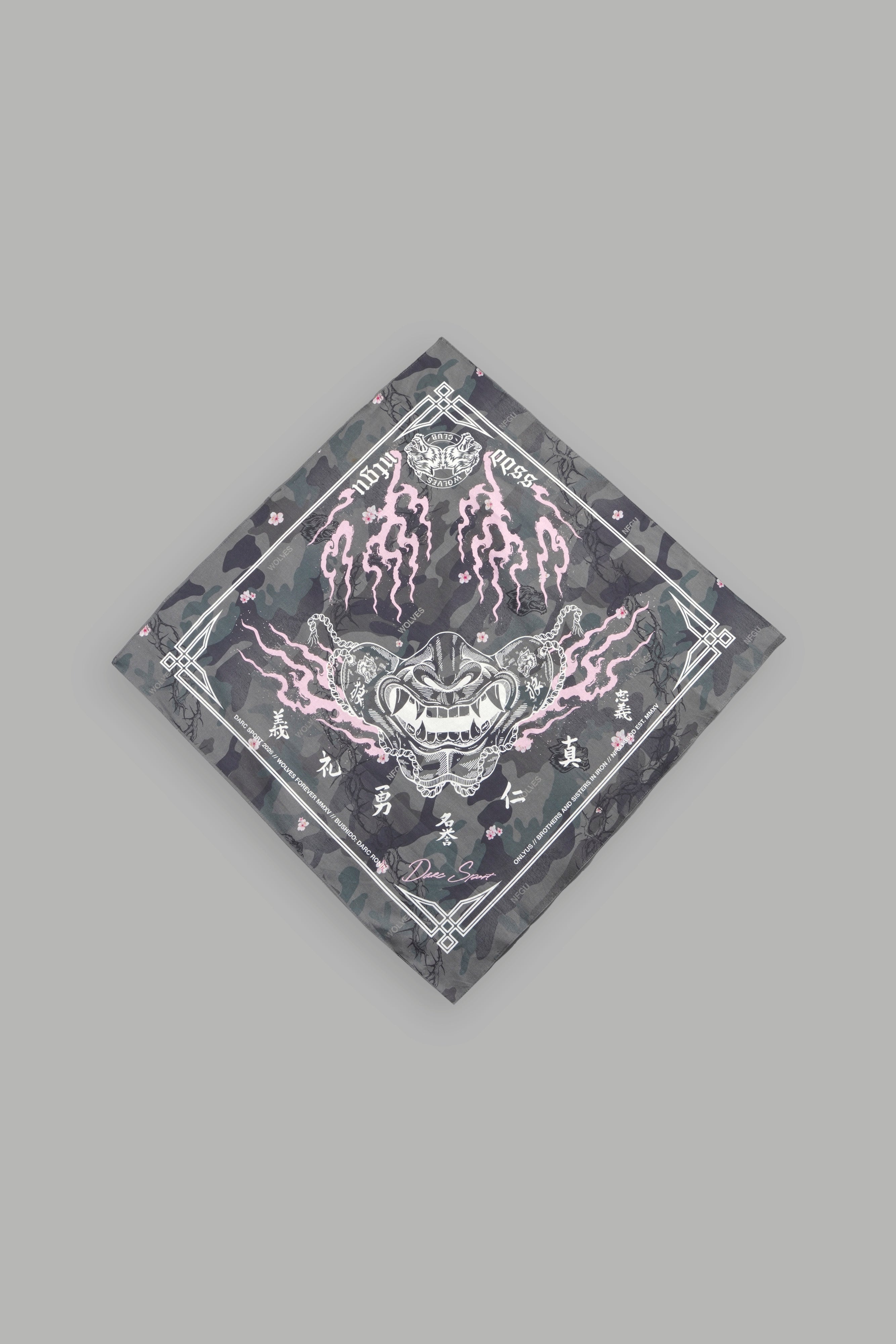 Oni Fire Bandana in Cherry Blossom Woodland Camo — imagem 1
